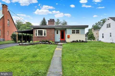 564 POPLAR STREET COLUMBIA PA 17512