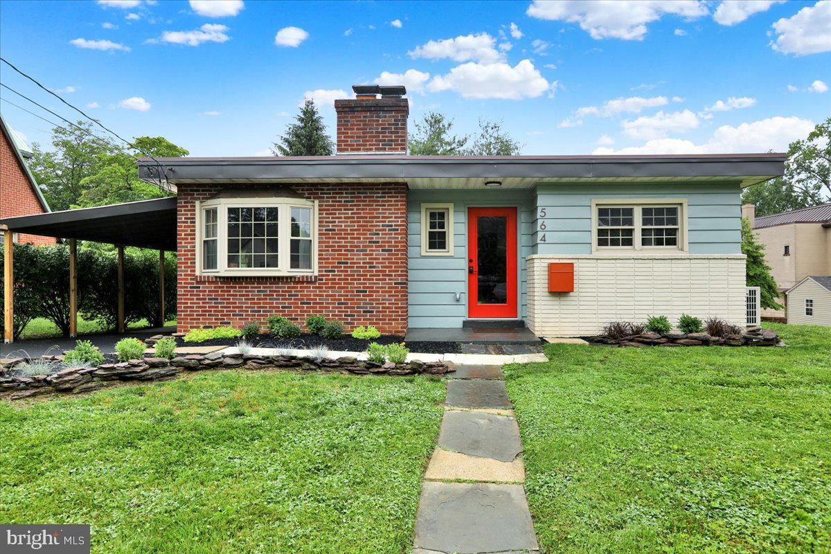564 POPLAR STREET