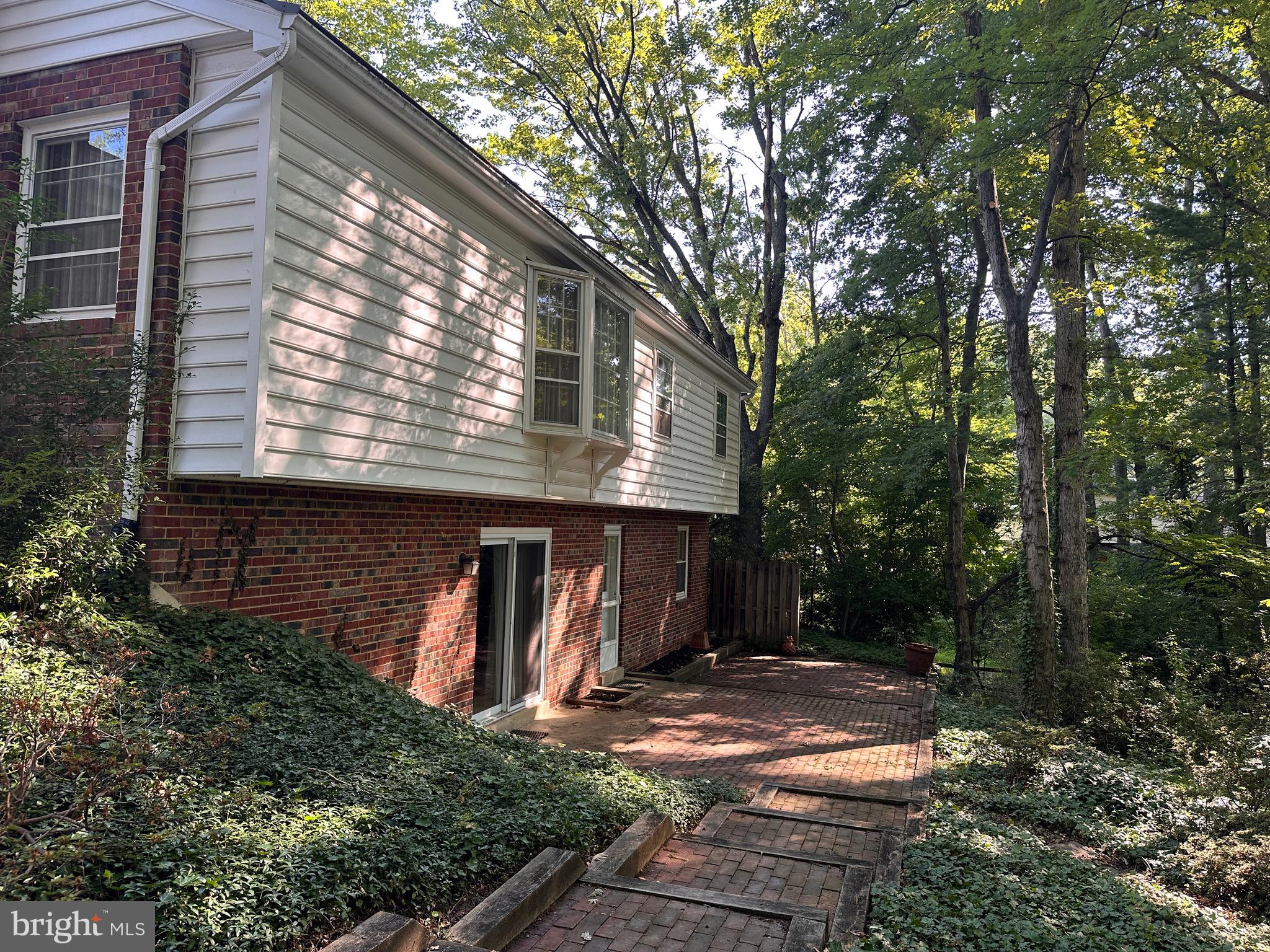 CARDINAL FOREST - Residential Lease