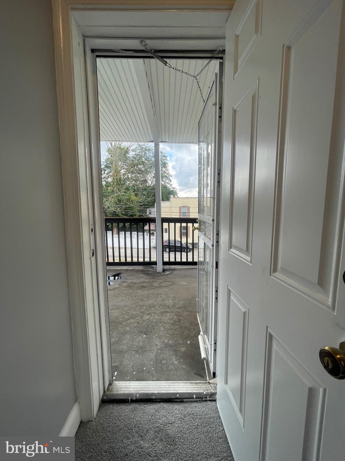 GARWYN OAKS - Residential