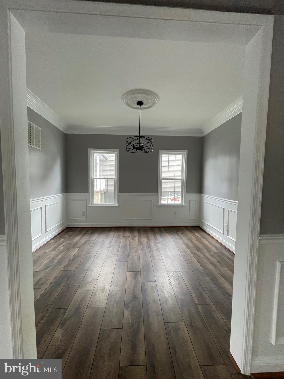 GARWYN OAKS - Residential