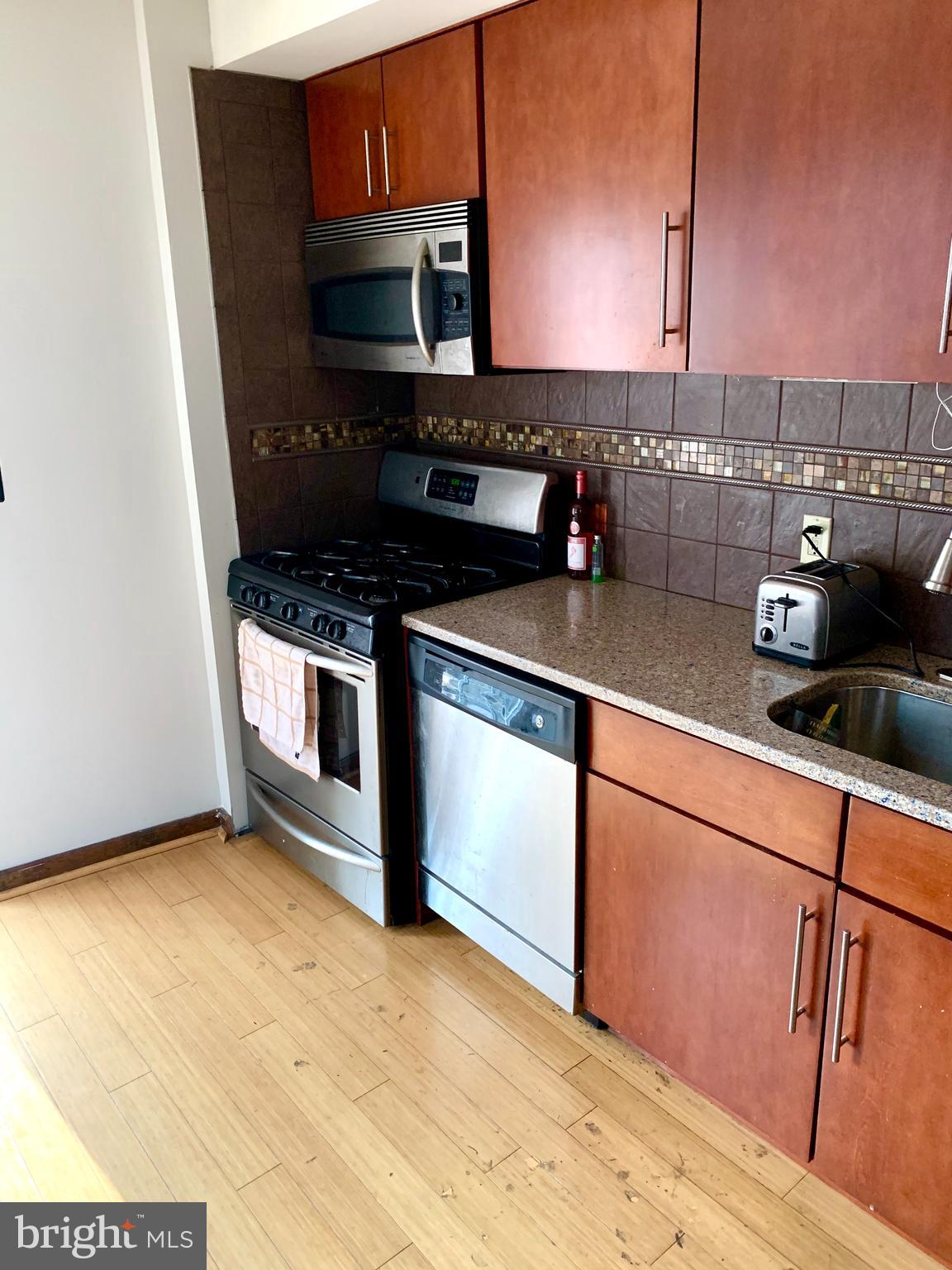 FEDERAL HILL HISTORIC DISTRICT - Residential Lease