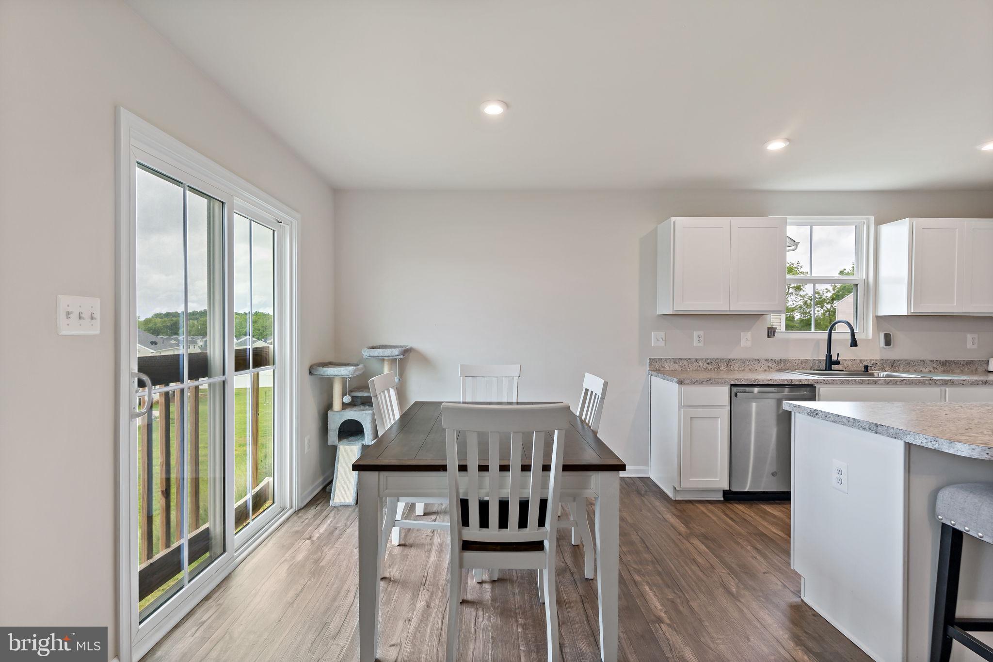 STONECREST - Residential