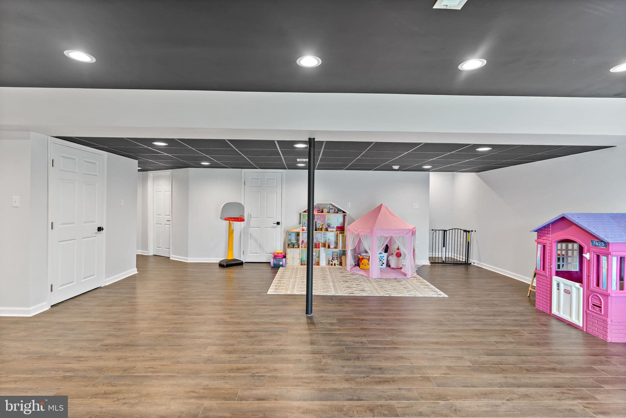 STONECREST - Residential