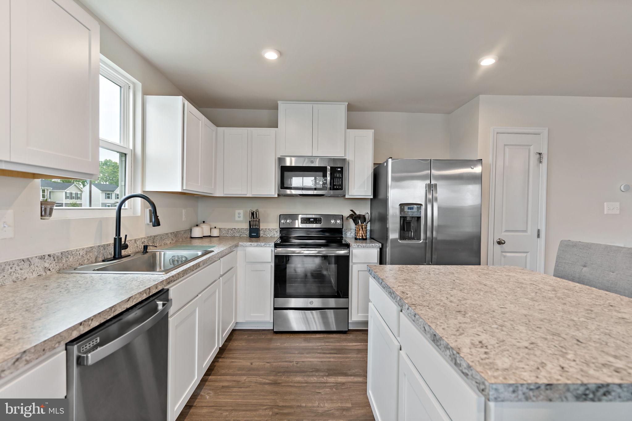 STONECREST - Residential