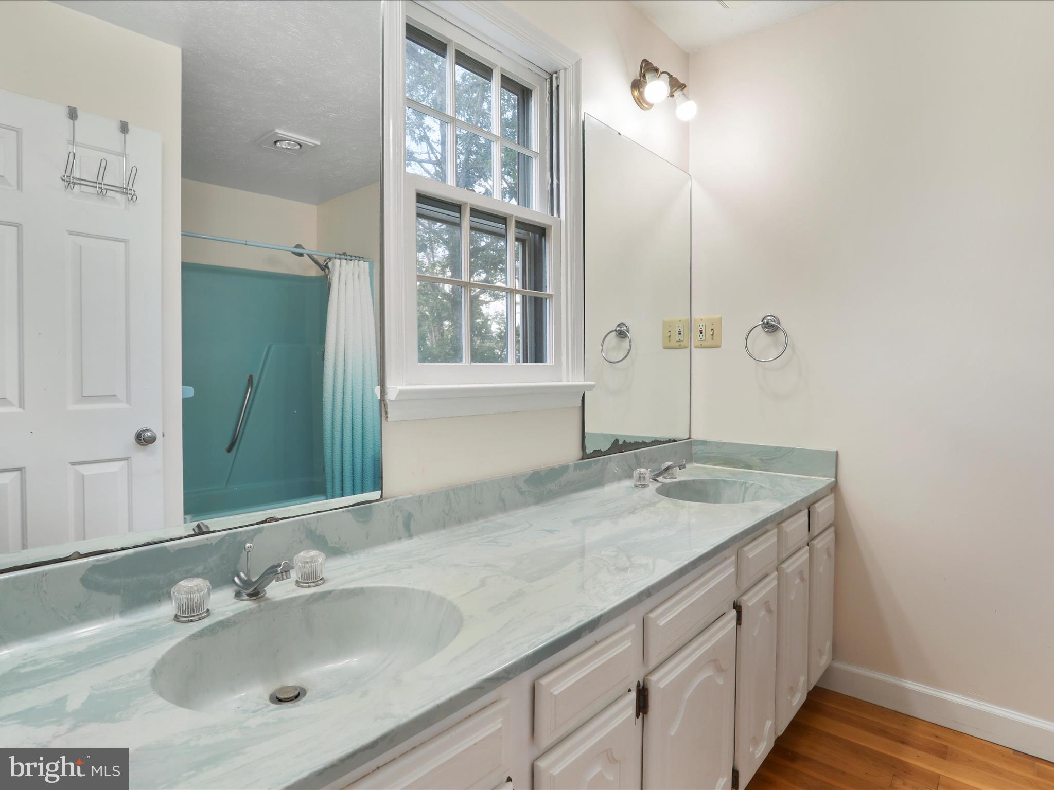 RIDGEWAY BELL - Residential