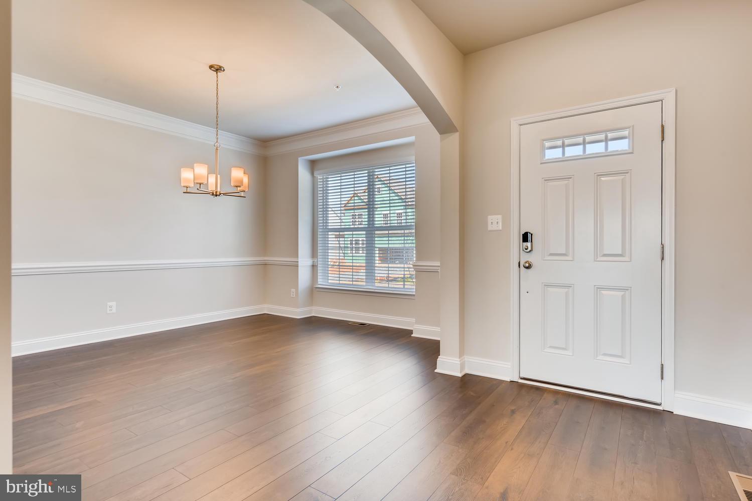 HAMILTON RESERVE - Residential