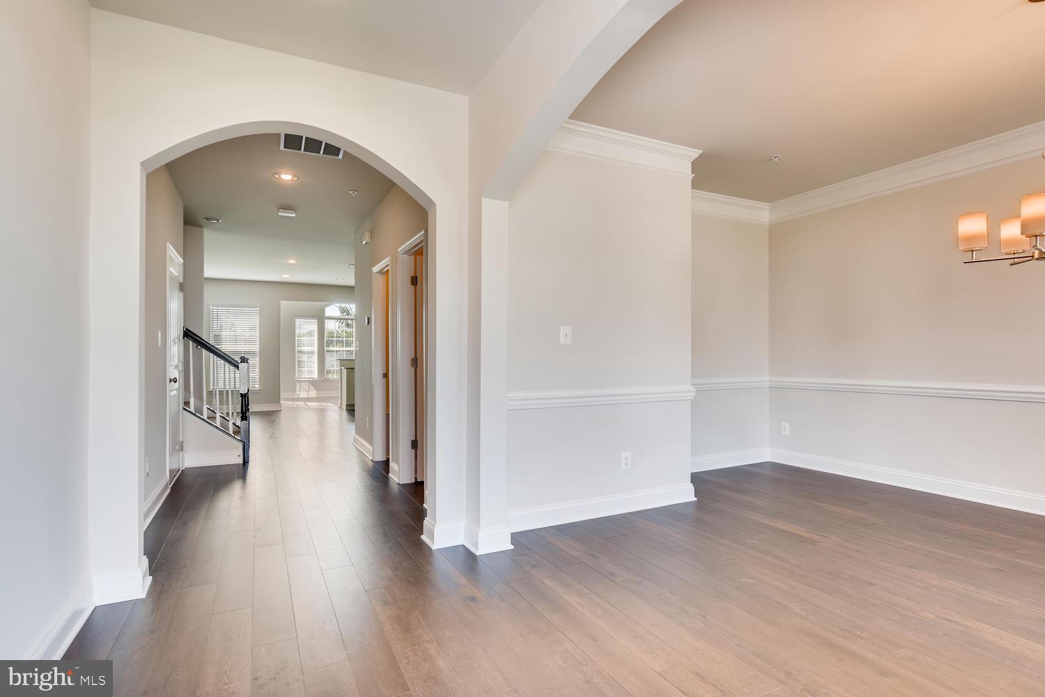 HAMILTON RESERVE - Residential