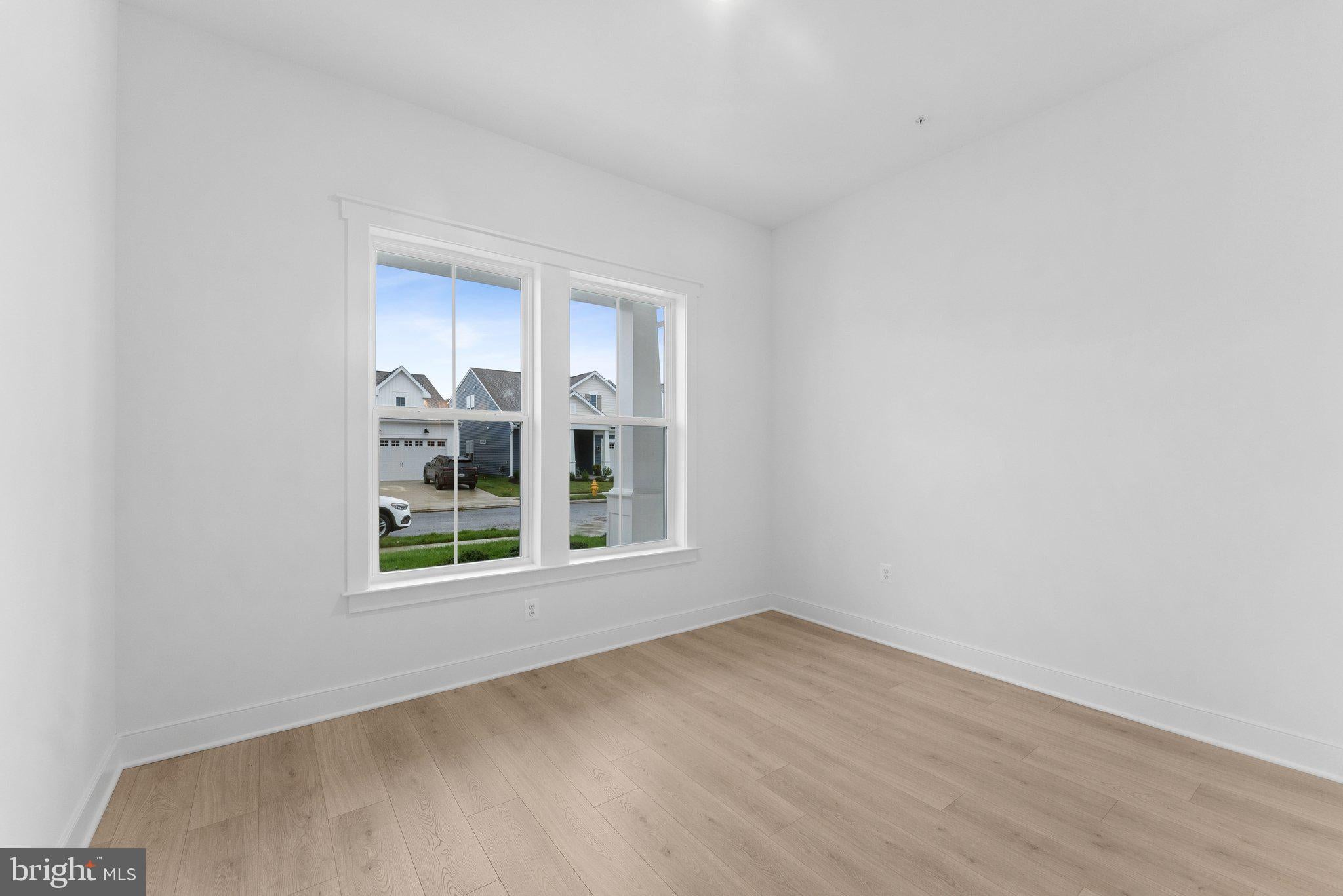 536 WARBLER WAY