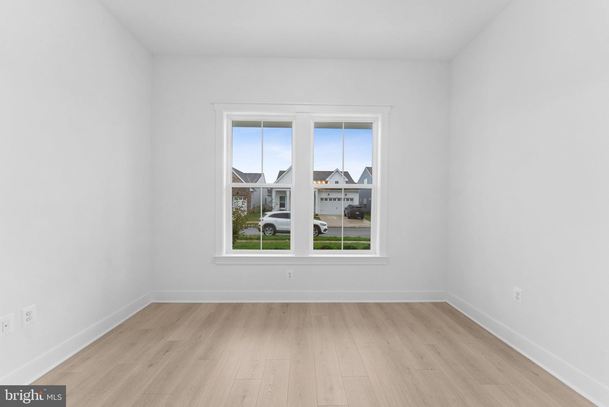 536 WARBLER WAY