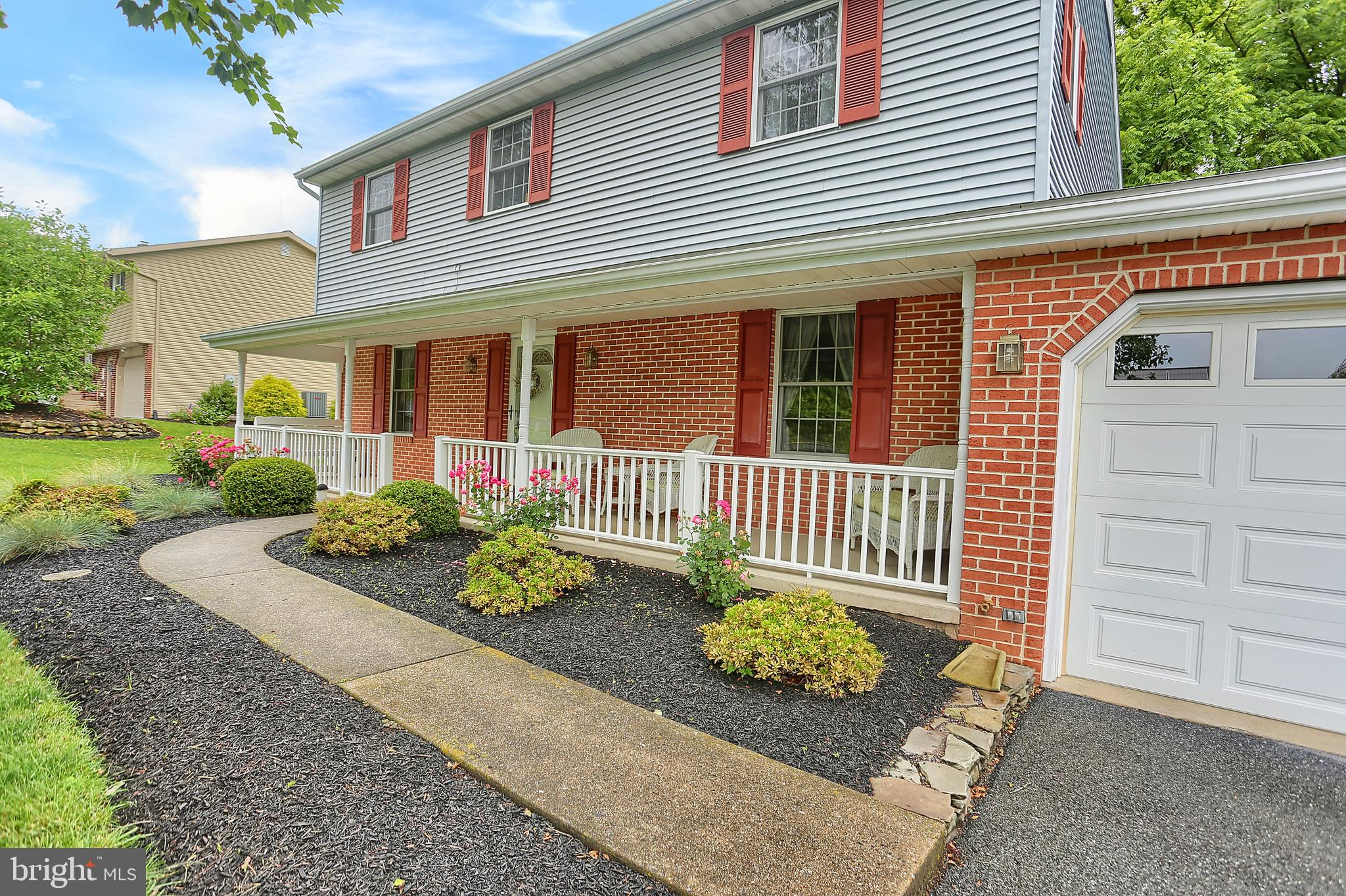 SUNRISE TERRACE - Residential