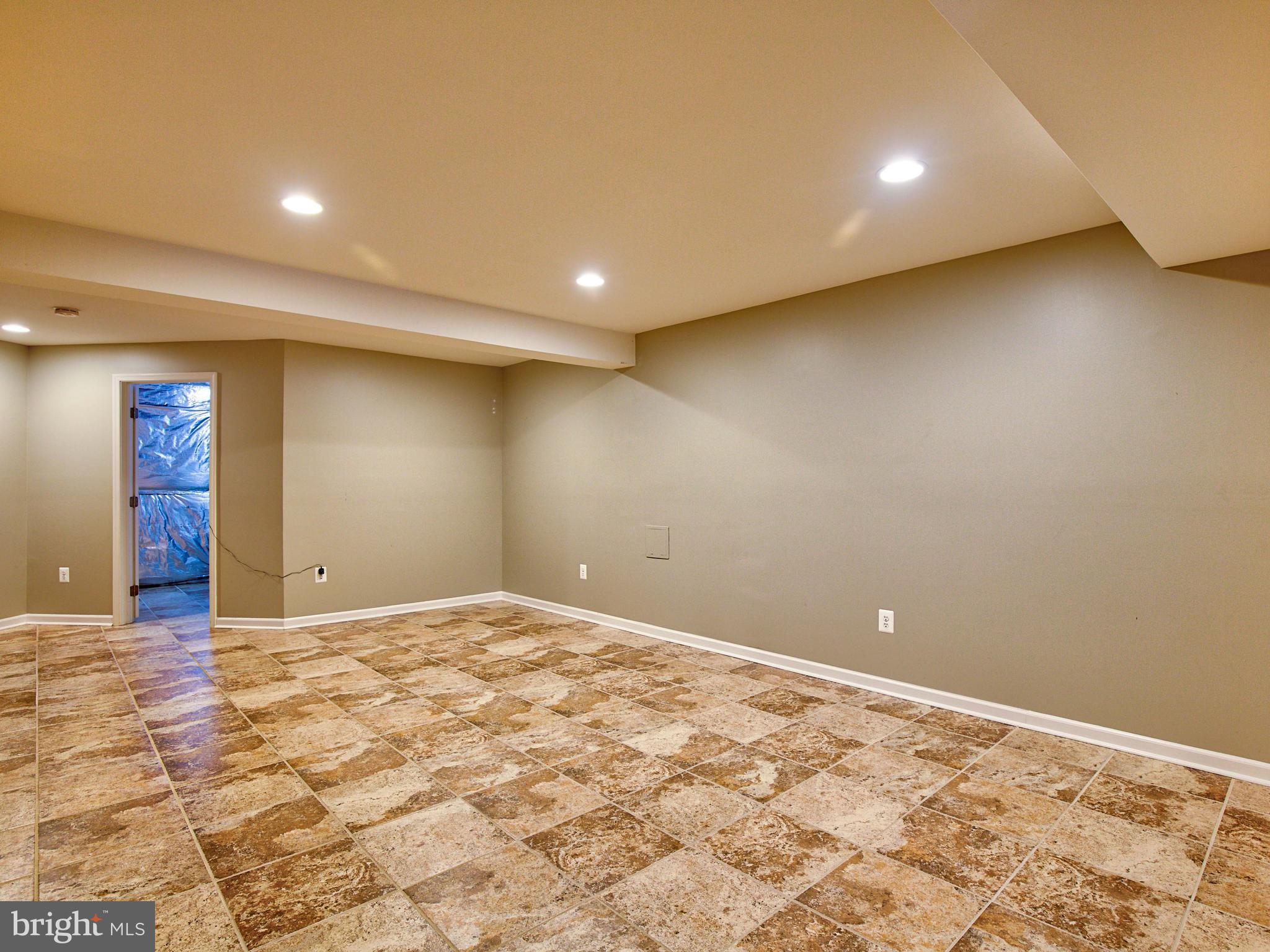 HUNTFIELD - Residential