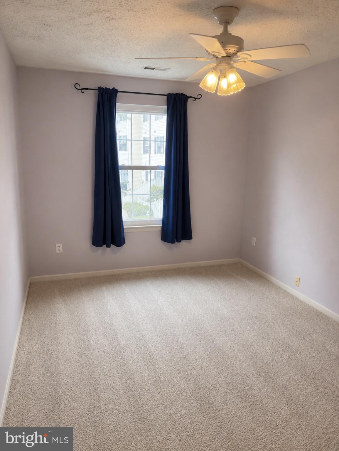ANNAPOLIS OVERLOOK - Residential