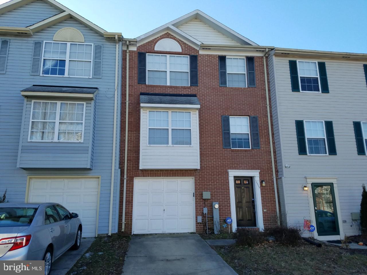 3/5/2021 - Call before applying. Great location for this large, sunny townhome! New granite counters in kitchen. Deck, cathedral ceilings in master bedroom. One car garage with extra long driveway. Final cleaning to be completed prior to occupancy. Qualifying criteria includes minimum credit score of 600 and annual income of $77,000. On-line rental application at longandfoster.com.