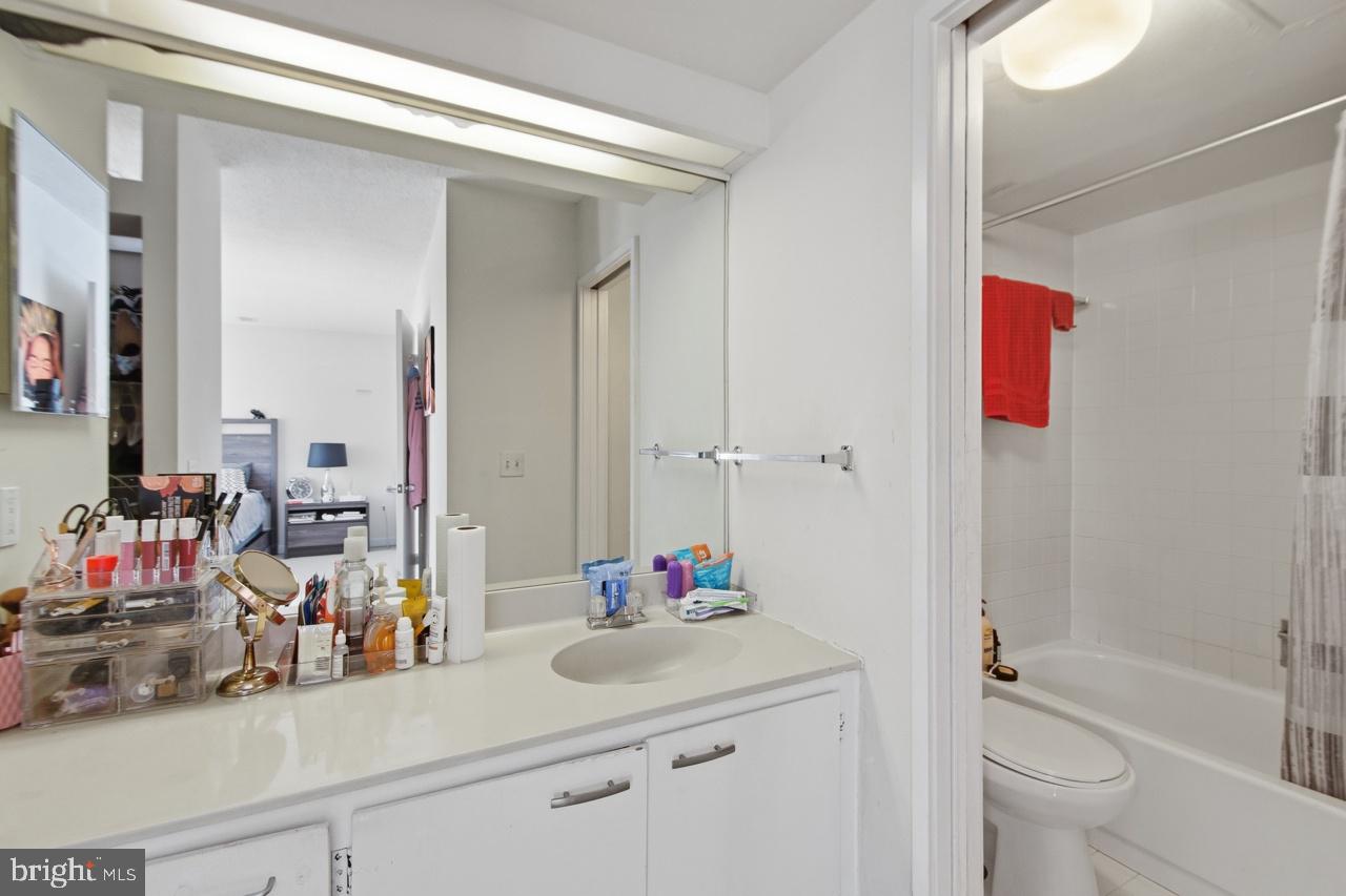 COLD SPRING NEWTOWN - Residential