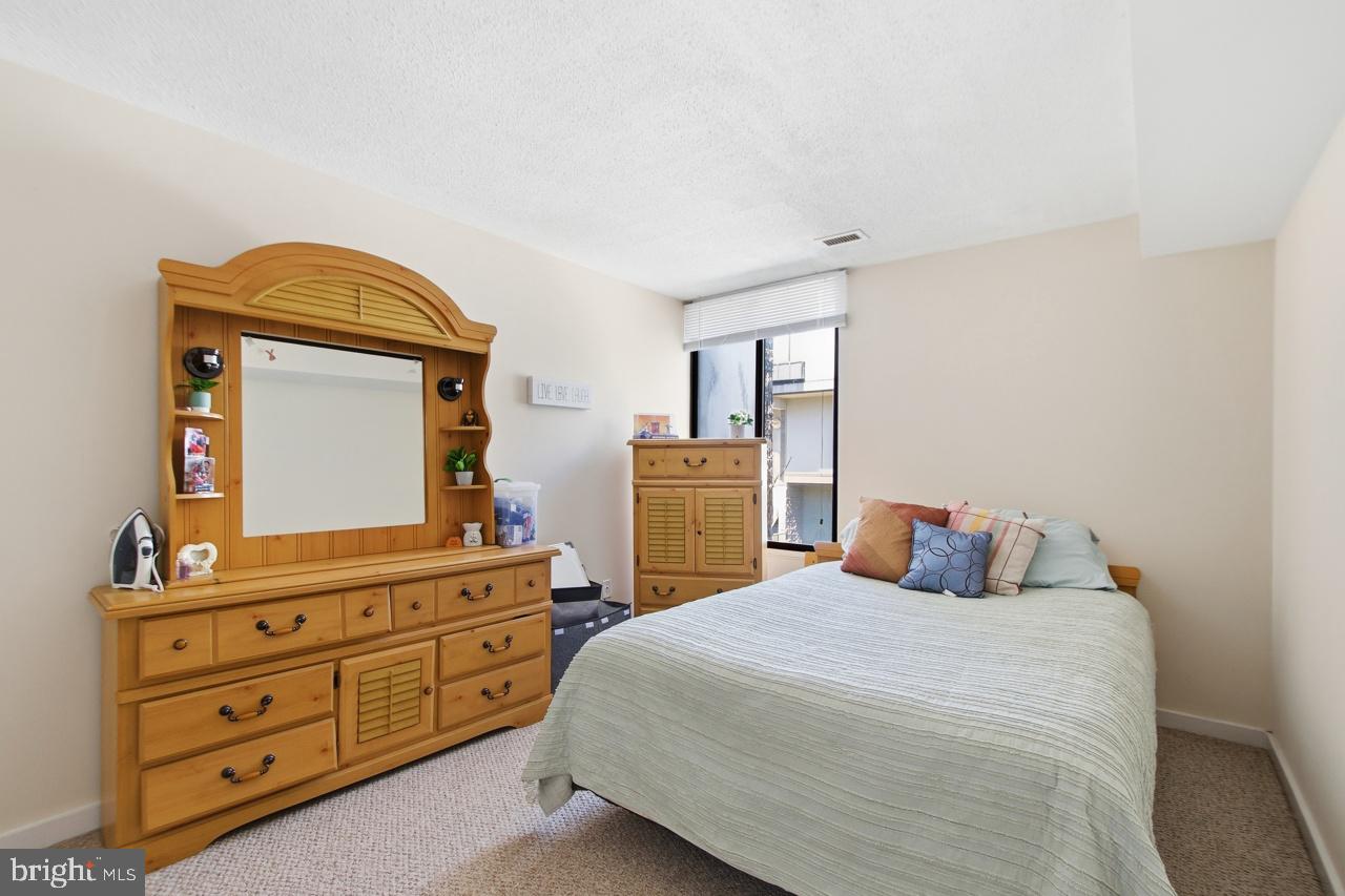 COLD SPRING NEWTOWN - Residential