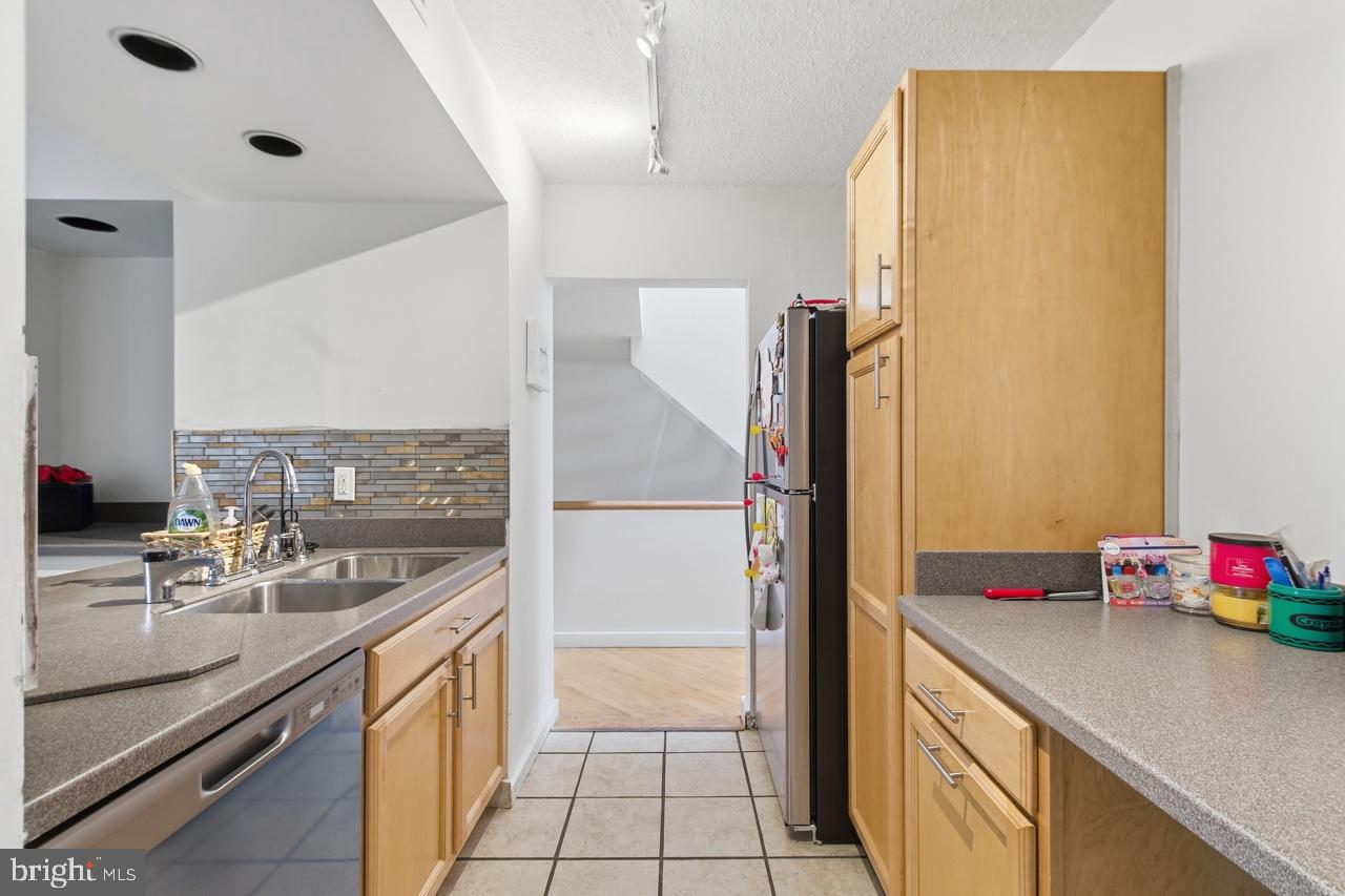 COLD SPRING NEWTOWN - Residential