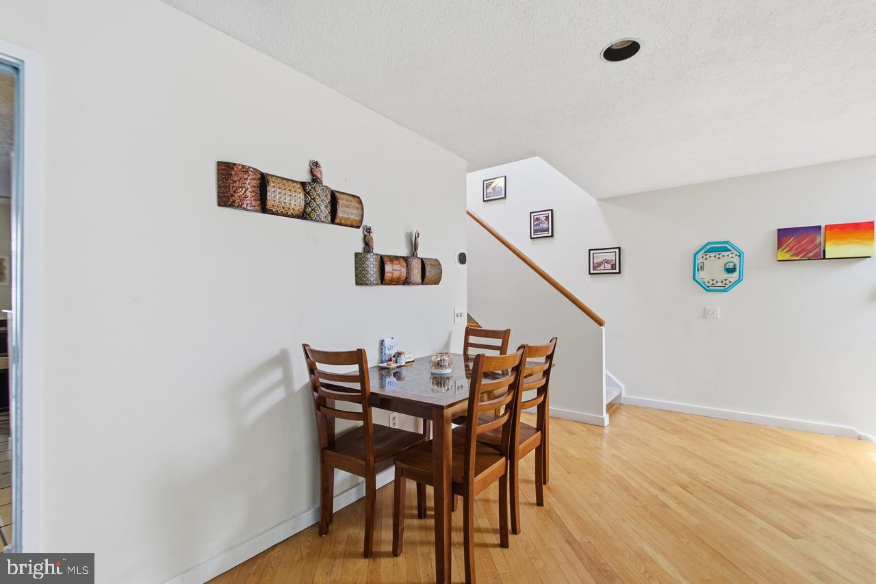 COLD SPRING NEWTOWN - Residential