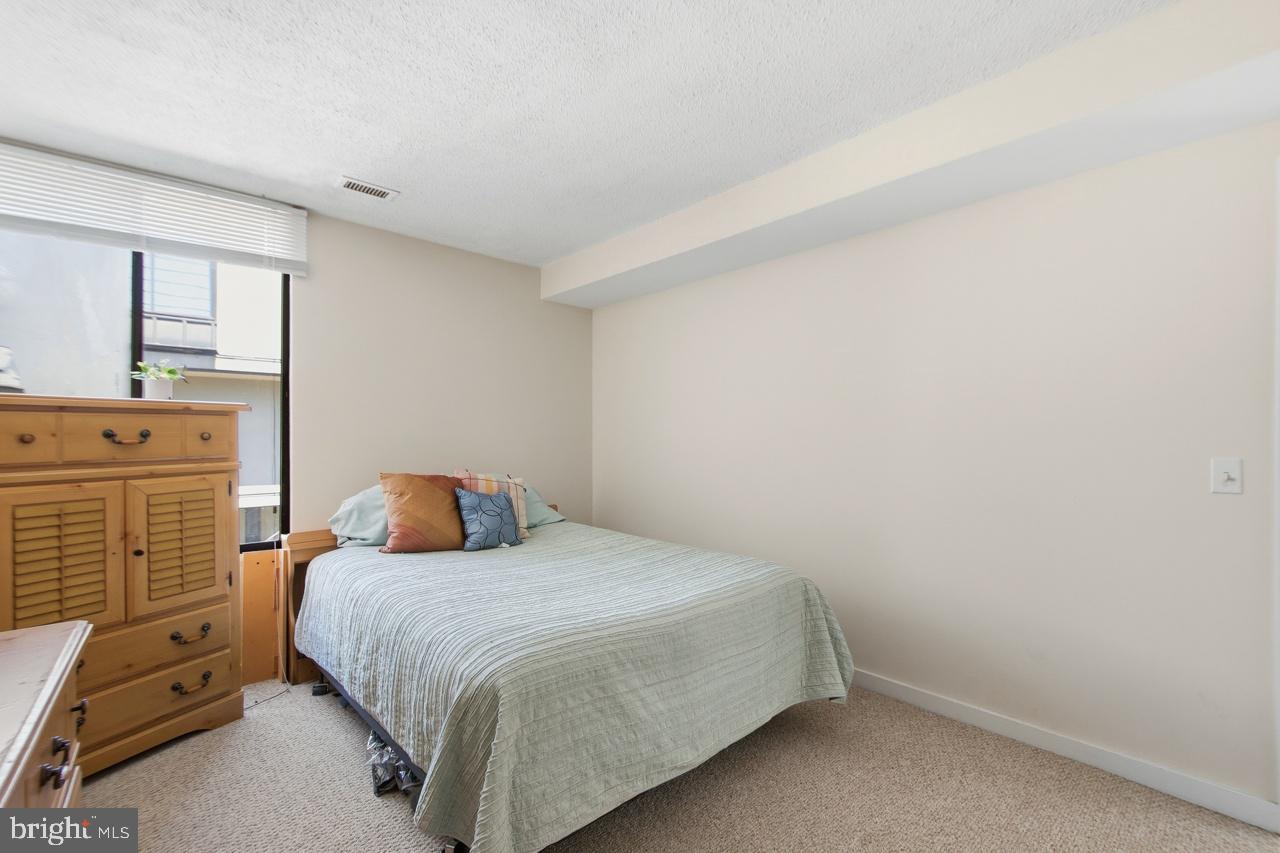 COLD SPRING NEWTOWN - Residential