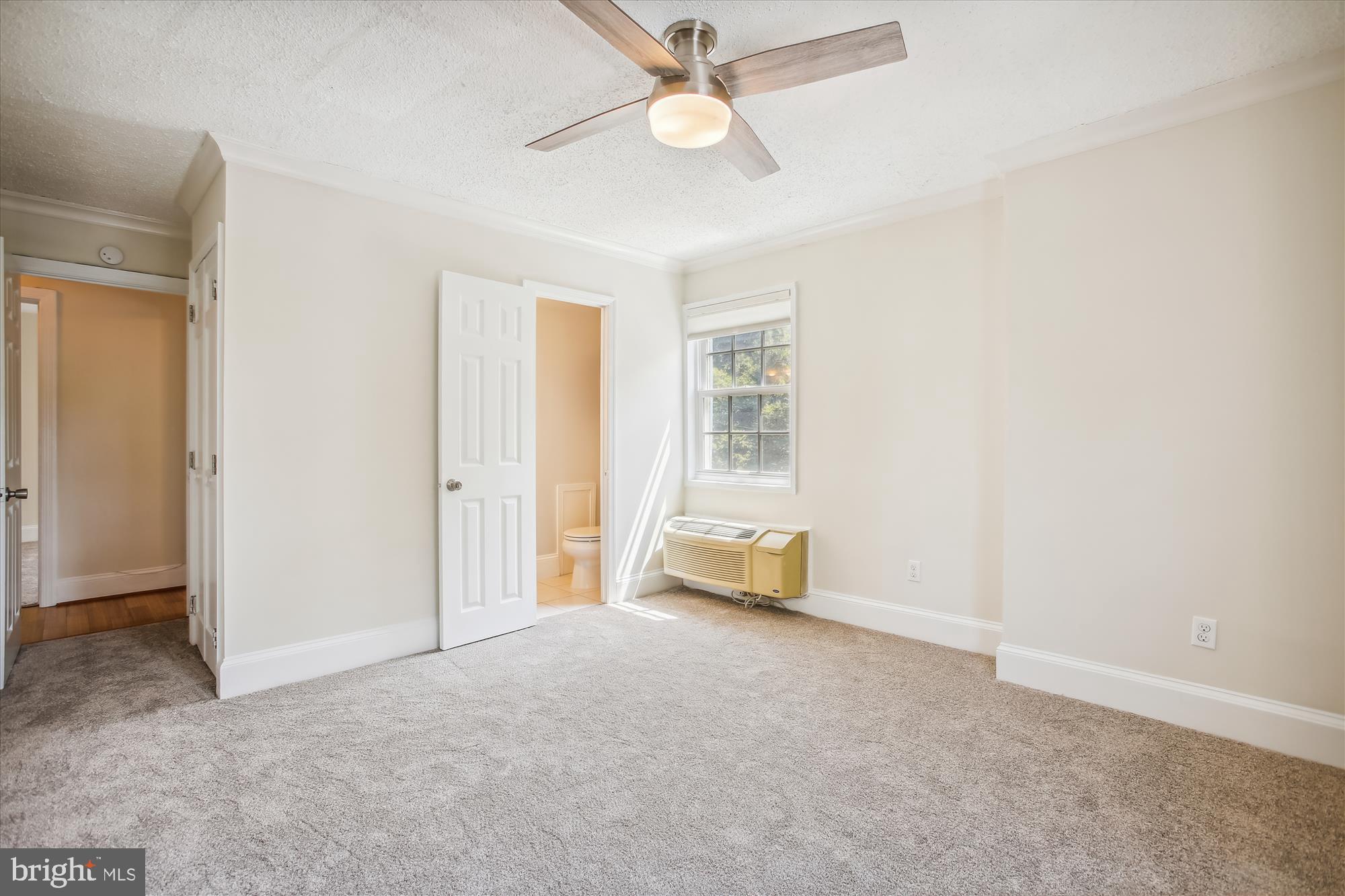 POTOWMACK CROSSING - Residential