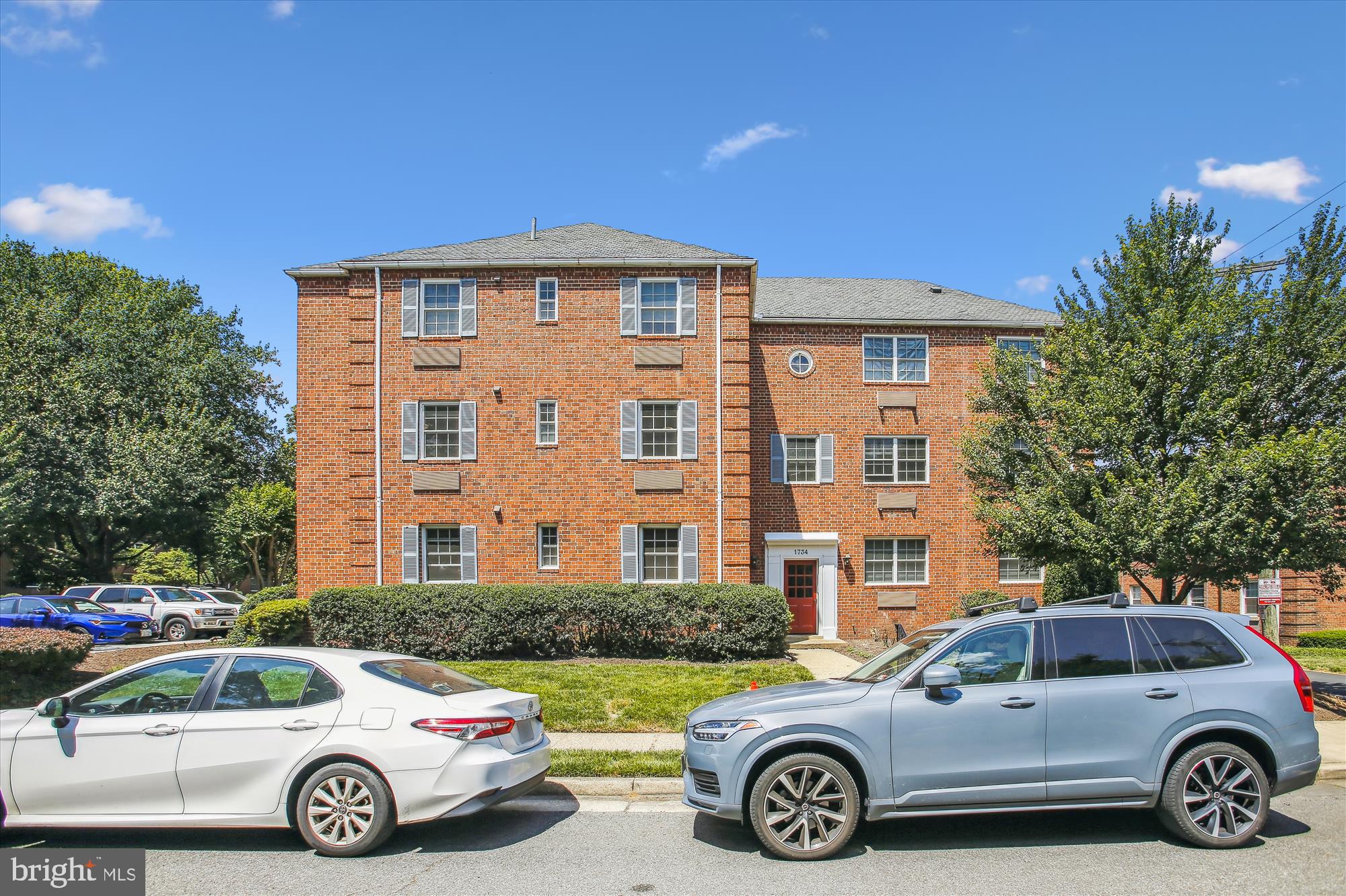 POTOWMACK CROSSING - Residential