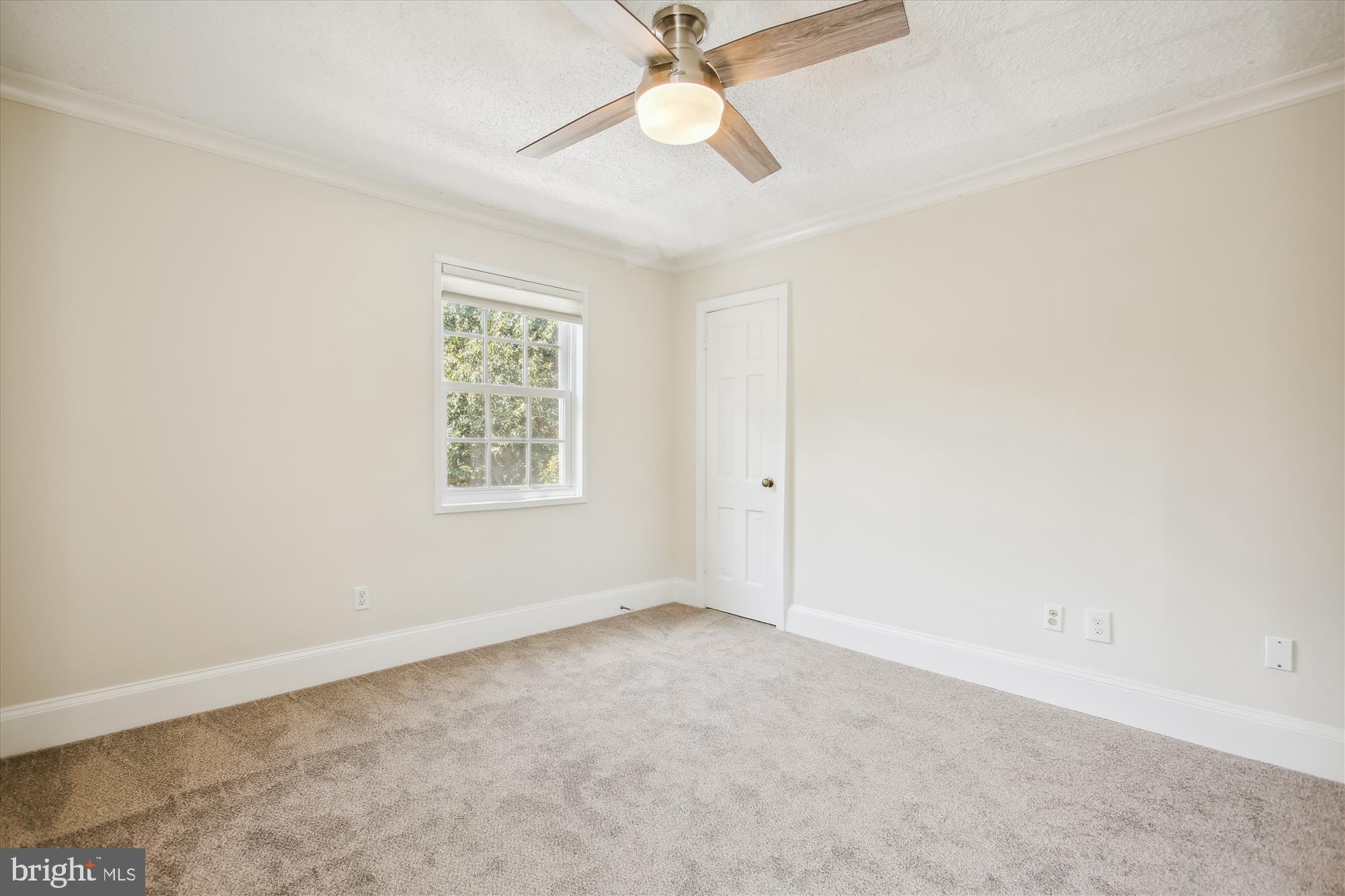 POTOWMACK CROSSING - Residential