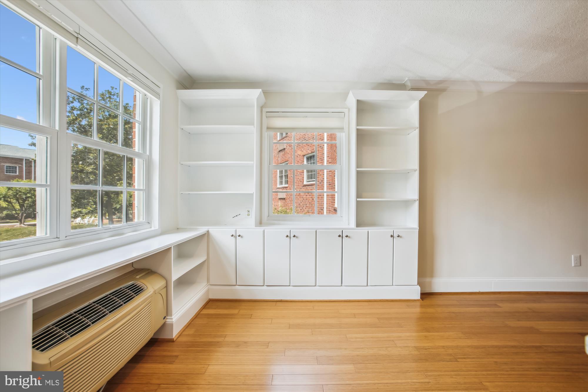 POTOWMACK CROSSING - Residential