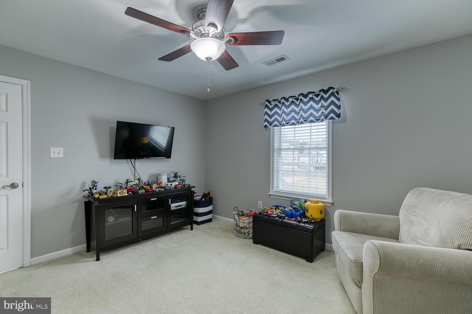 RIVER MEADOWS - Residential