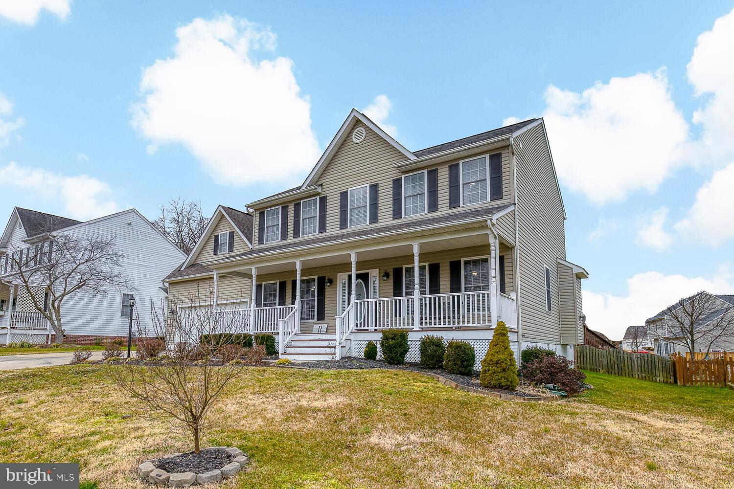 RIVER MEADOWS - Residential