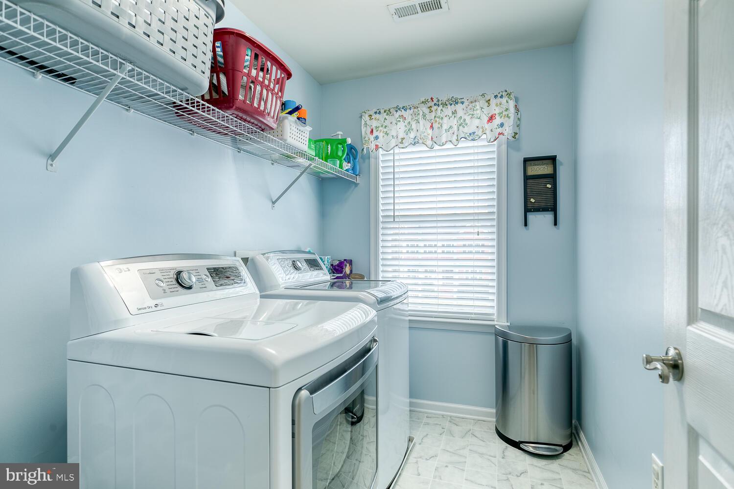 RIVER MEADOWS - Residential