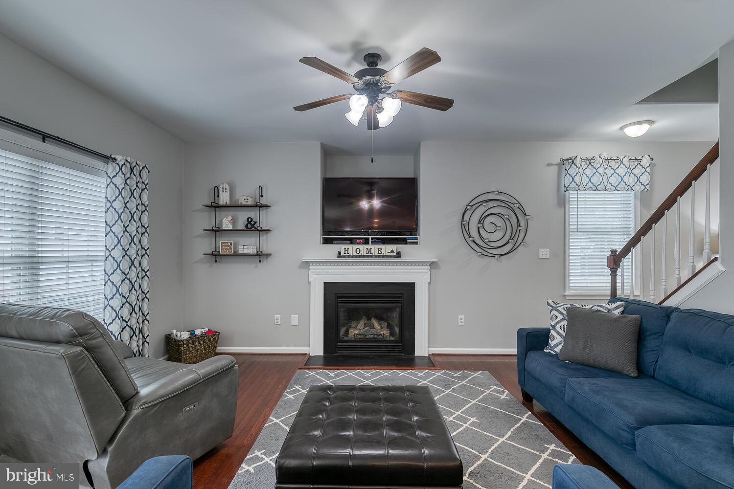 RIVER MEADOWS - Residential