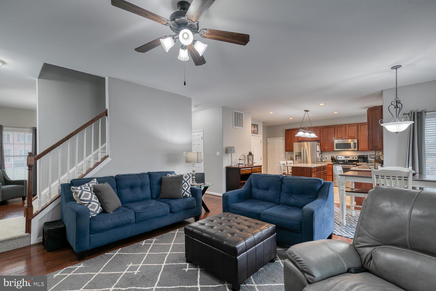 RIVER MEADOWS - Residential