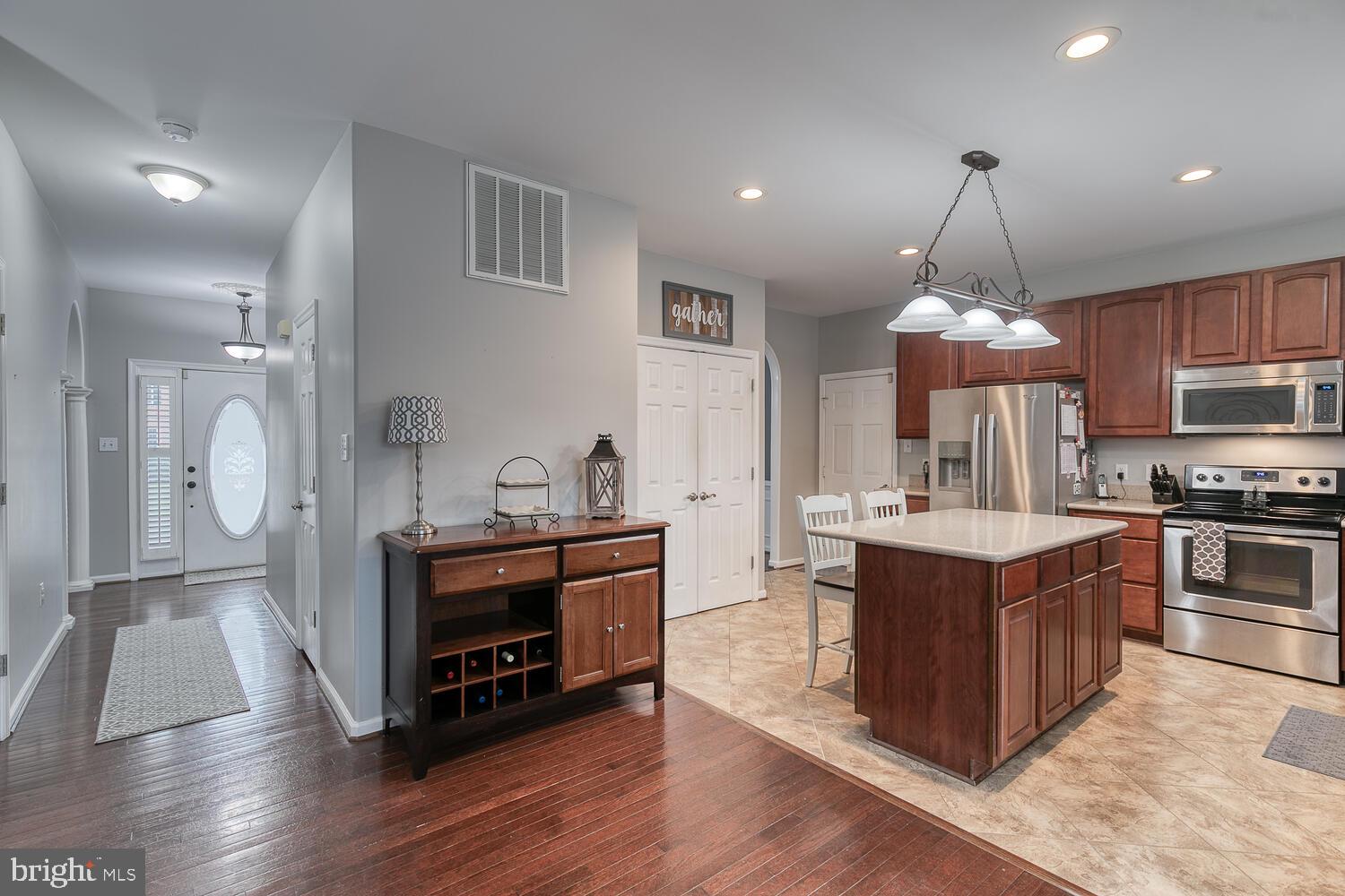 RIVER MEADOWS - Residential