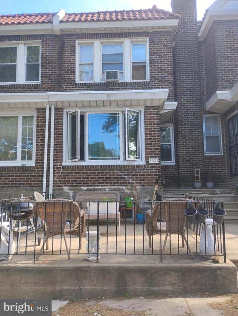 Townhouse For Sale - 120 W Godfrey Avenue<br/> PHILADELPHIA, PA 19120