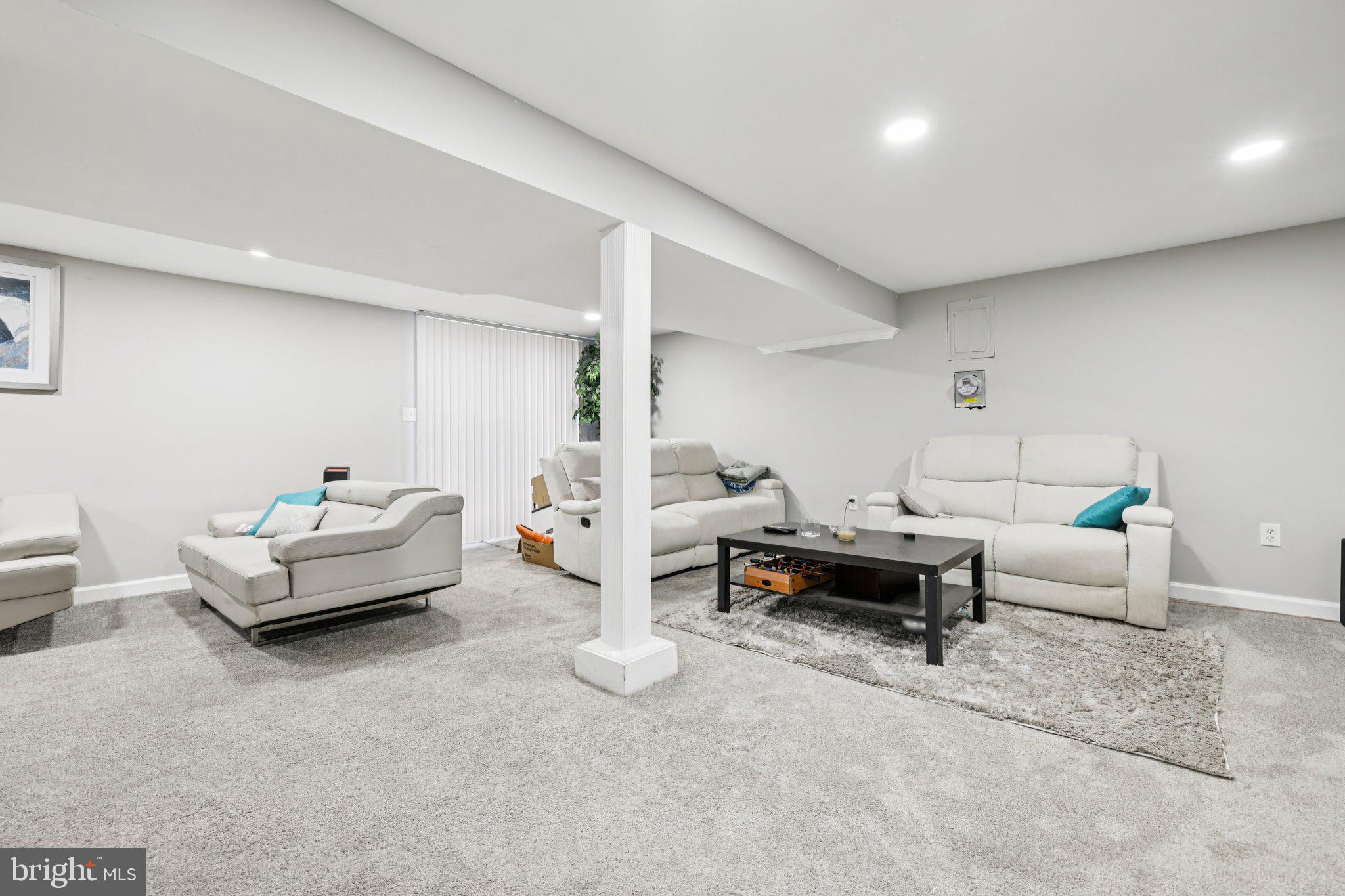 GWYNN OAK SUMMIT - Residential