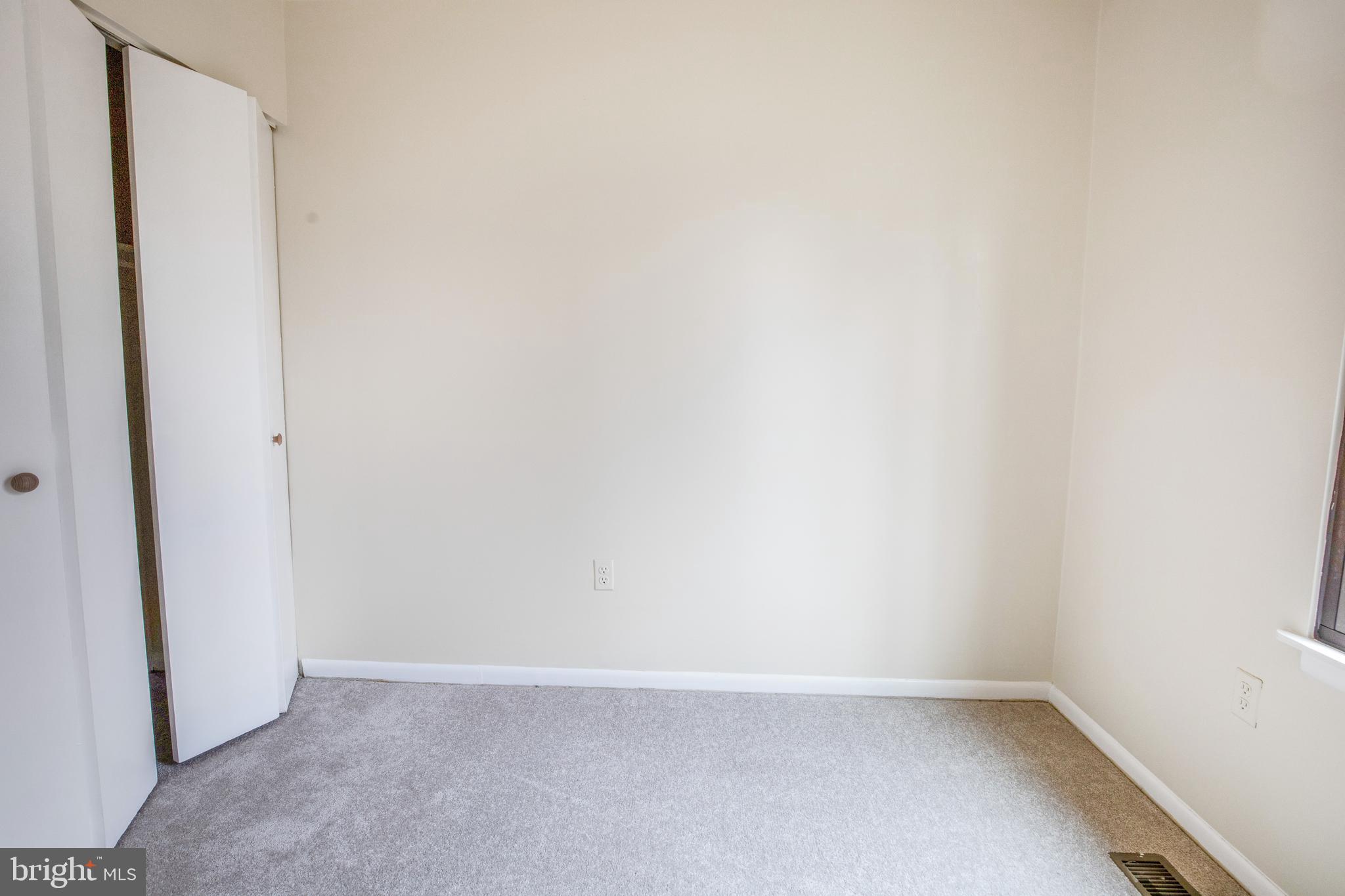 REDLAND STATION - Residential Lease