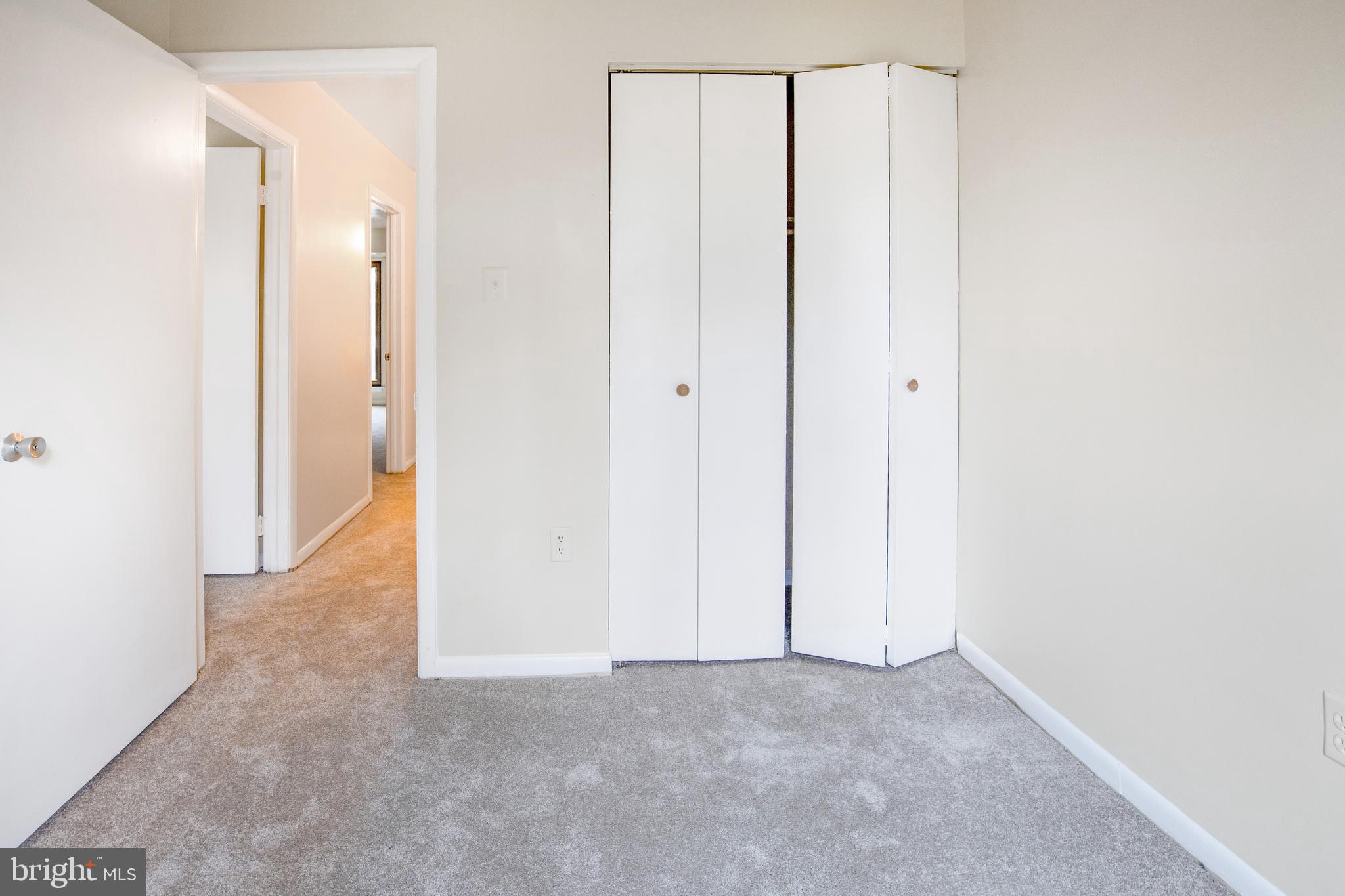 REDLAND STATION - Residential Lease