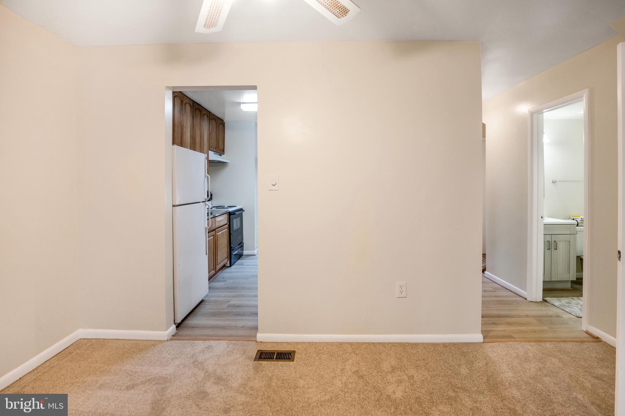 REDLAND STATION - Residential Lease