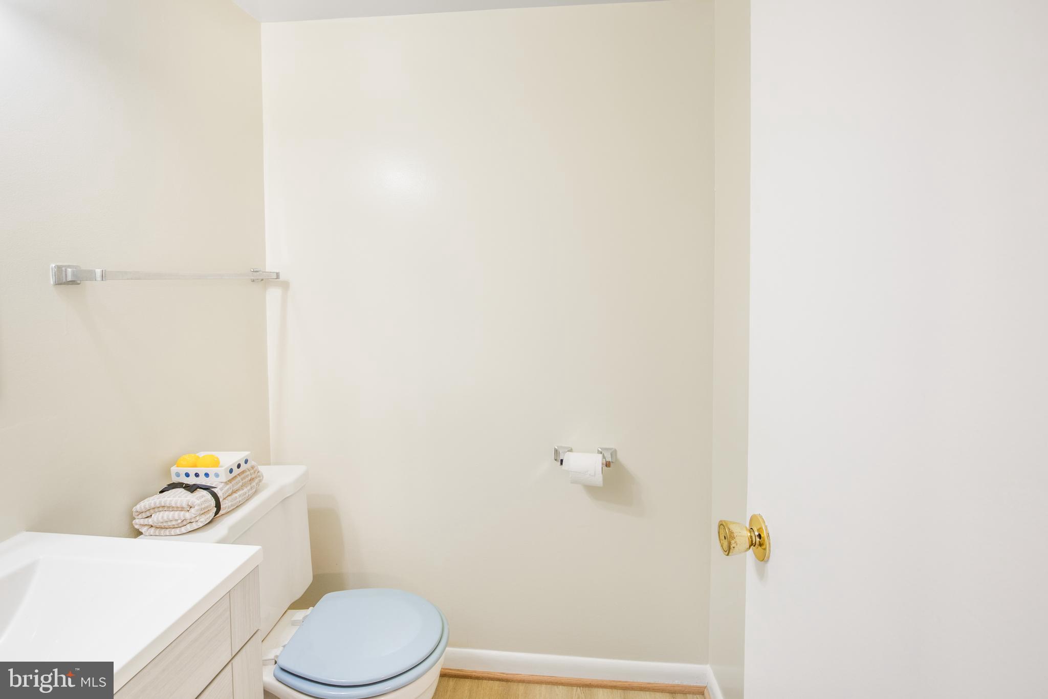 REDLAND STATION - Residential Lease