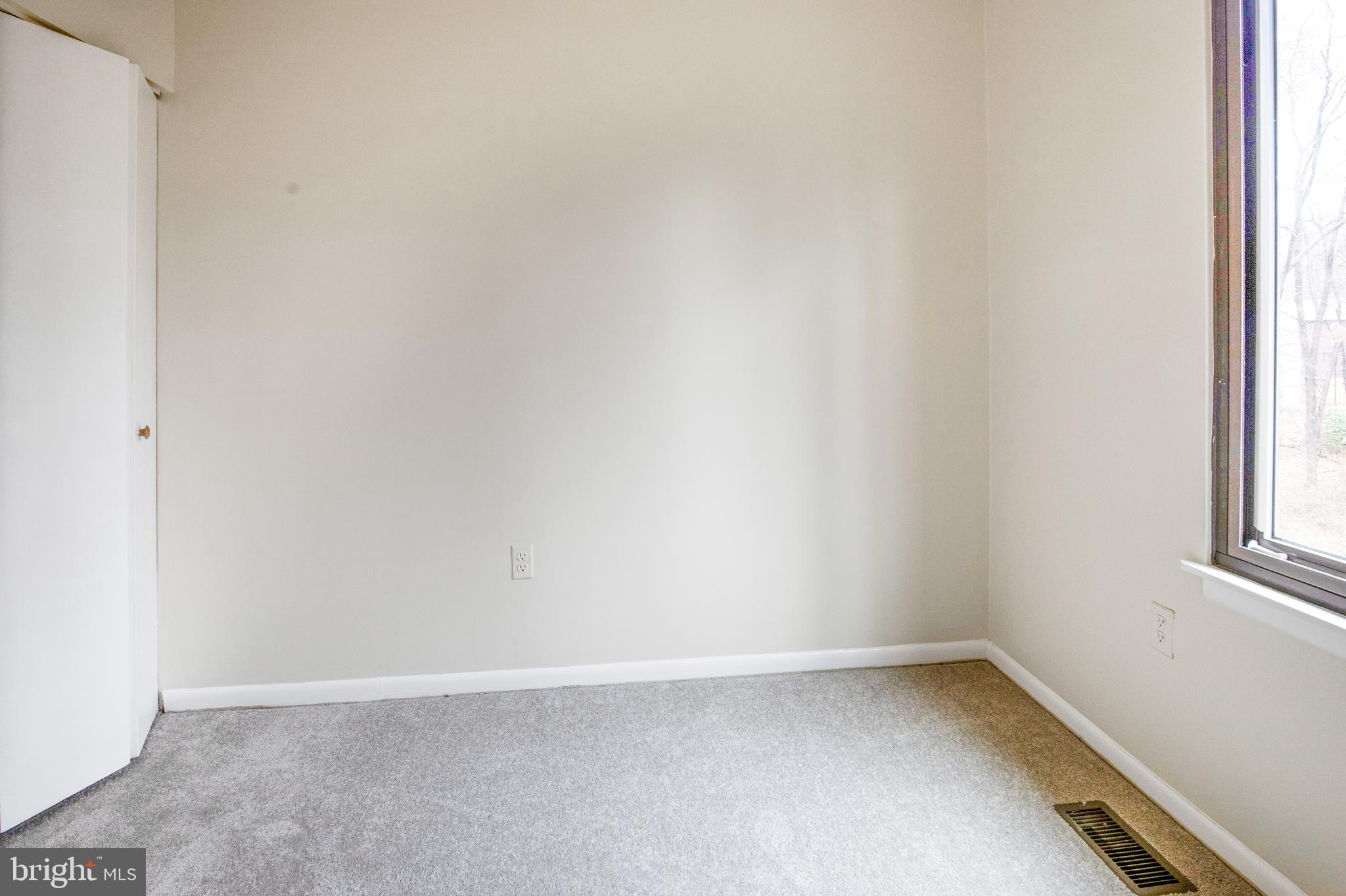 REDLAND STATION - Residential Lease