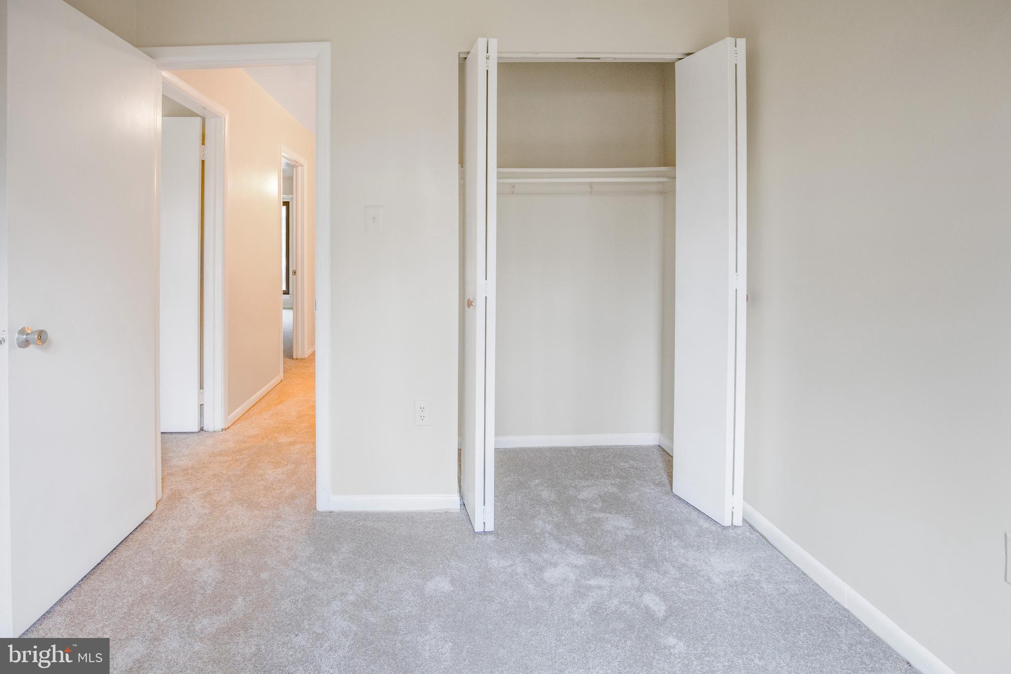 REDLAND STATION - Residential Lease