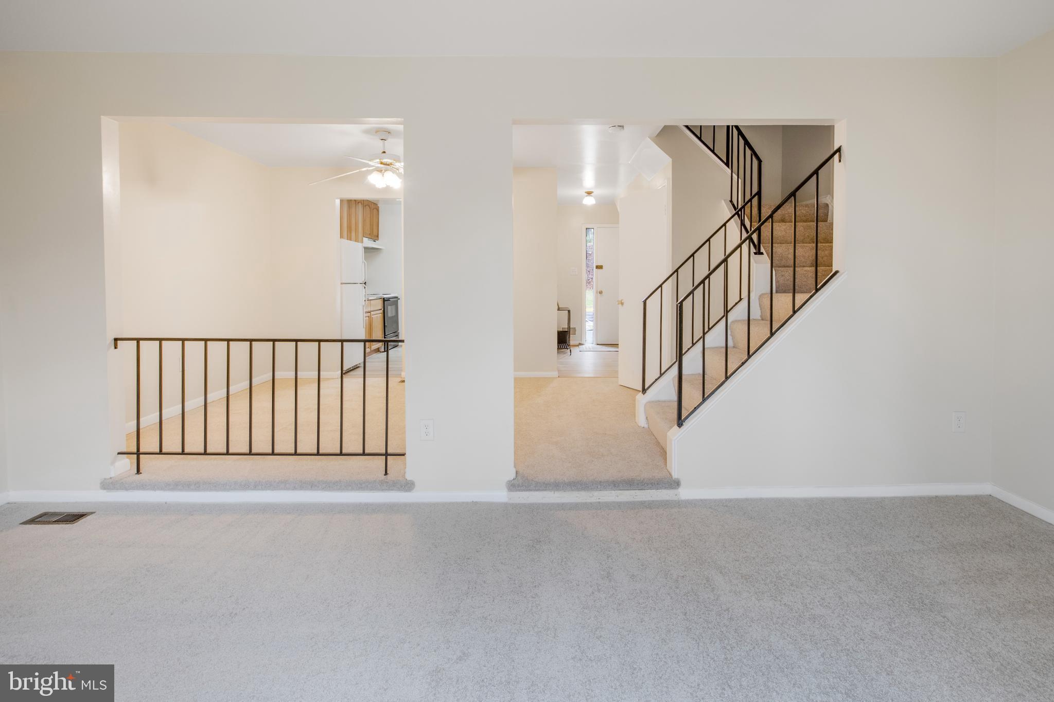 REDLAND STATION - Residential Lease