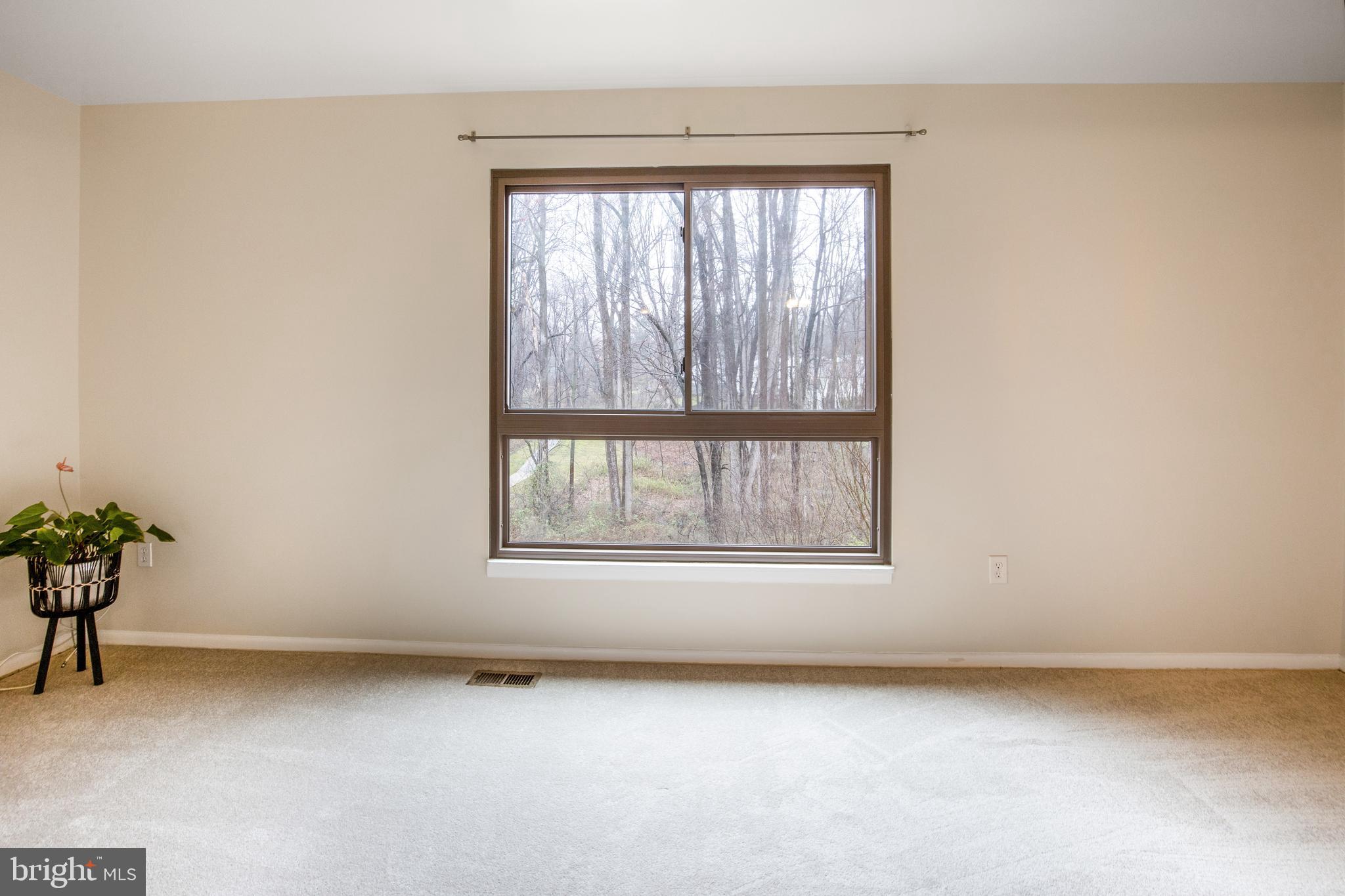 REDLAND STATION - Residential Lease