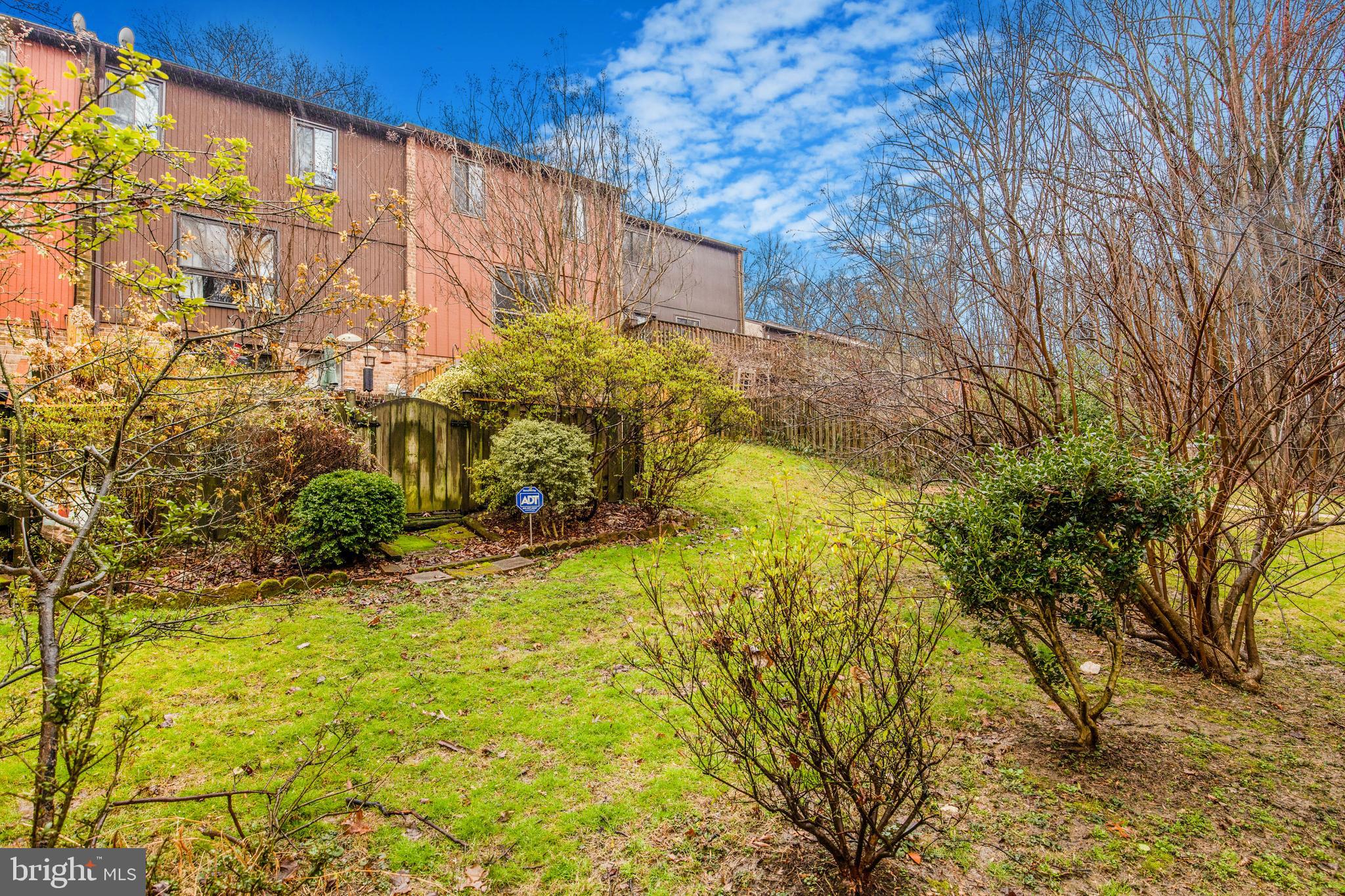 REDLAND STATION - Residential Lease