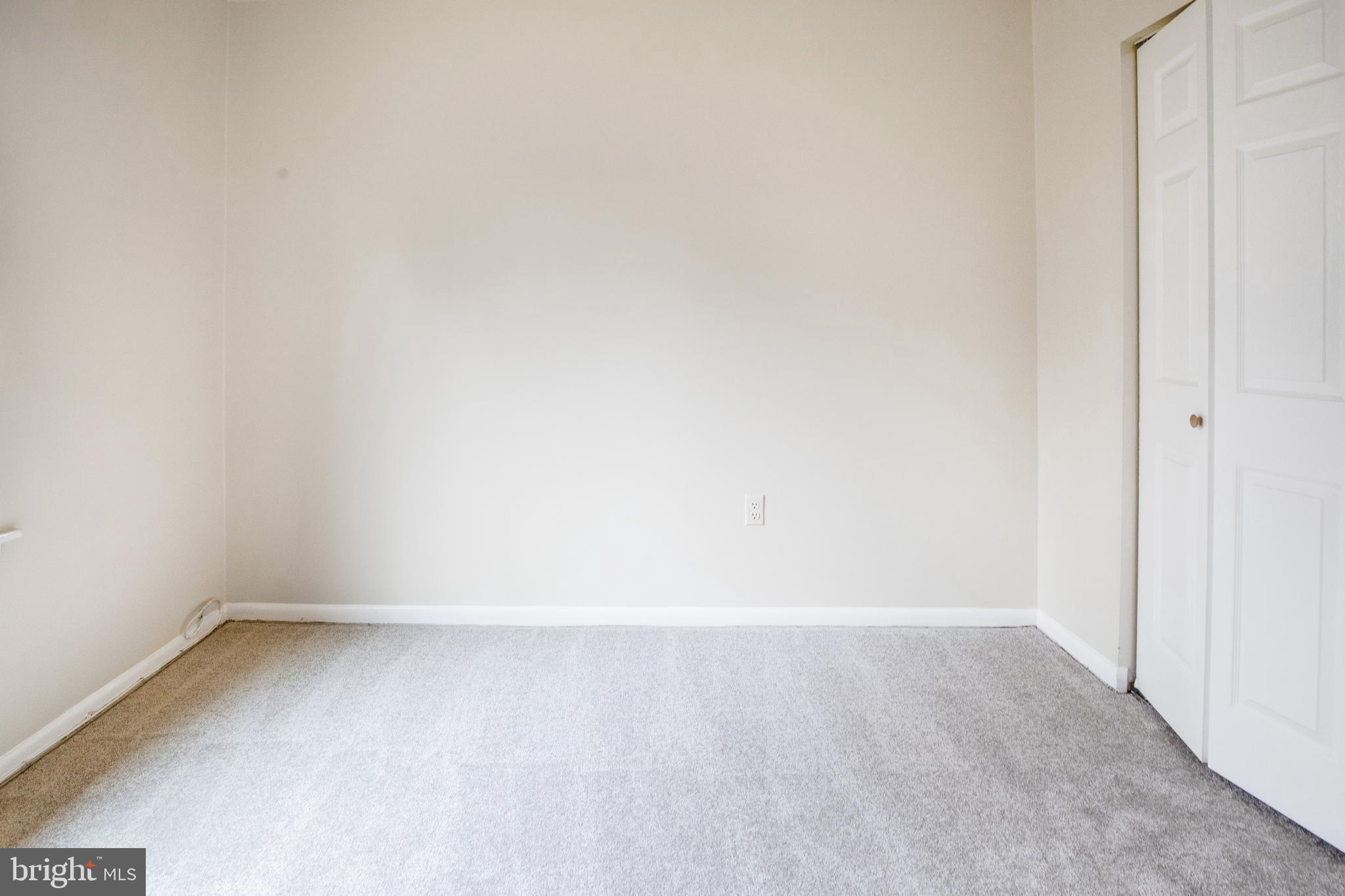 REDLAND STATION - Residential Lease