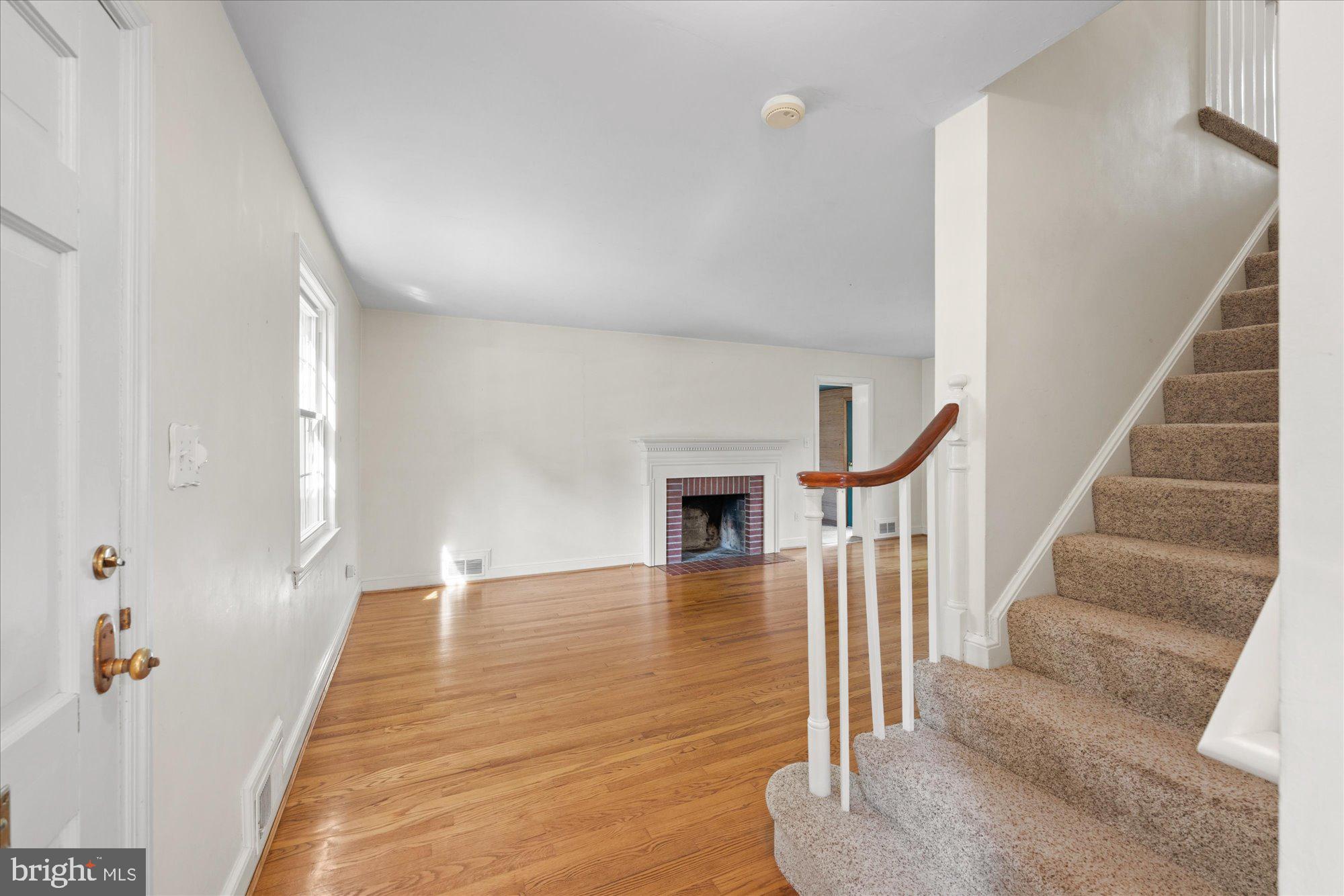 5525 15TH STREET N