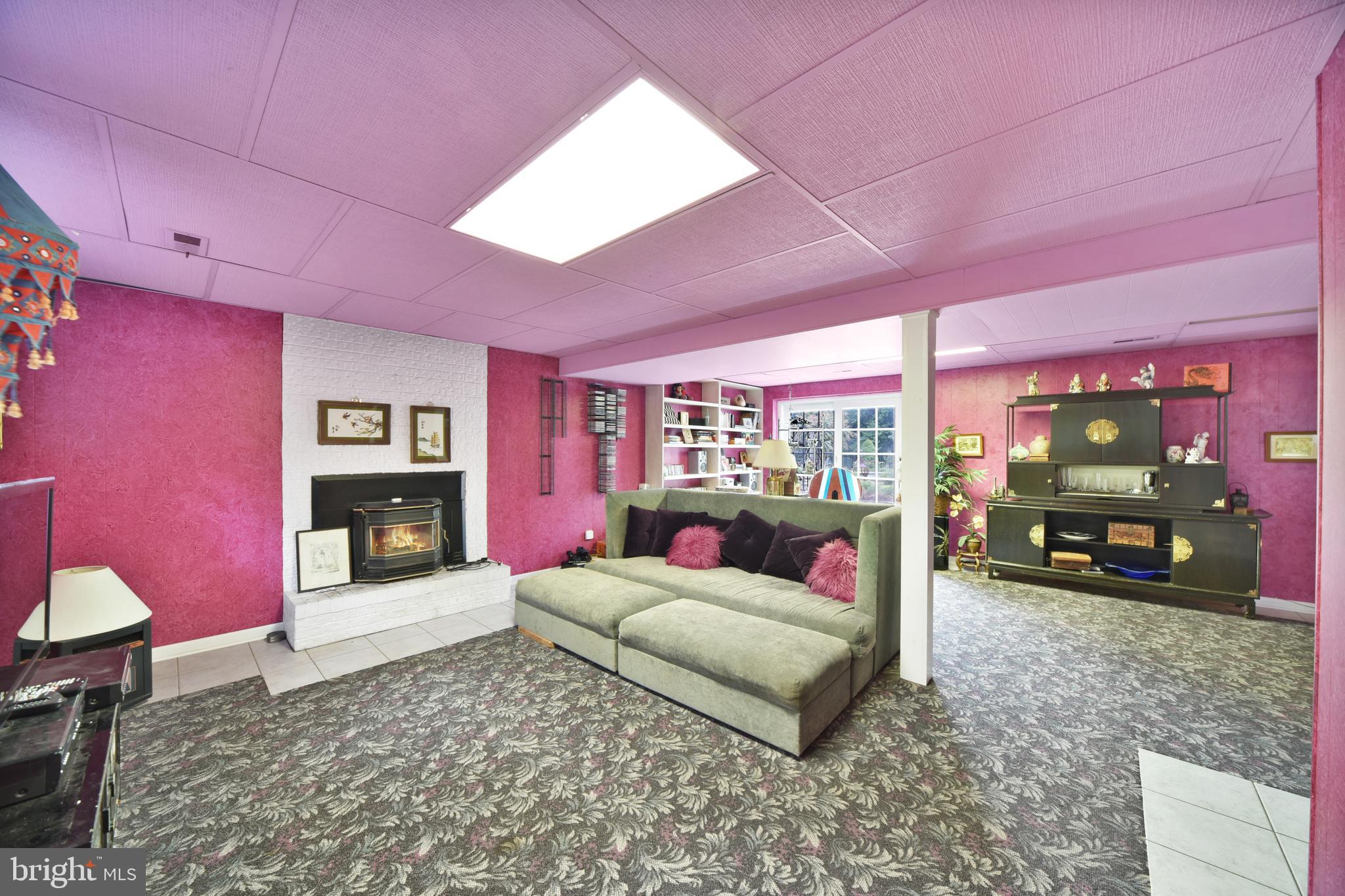 ADVOCATE HILL FARMS - Residential