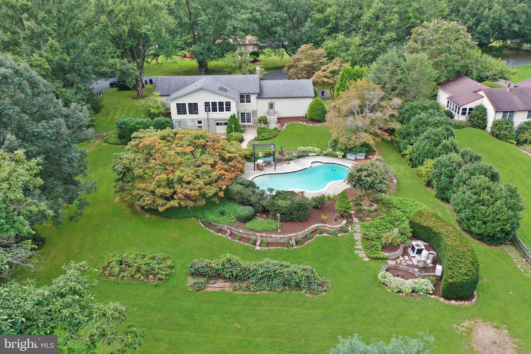 ADVOCATE HILL FARMS - Residential