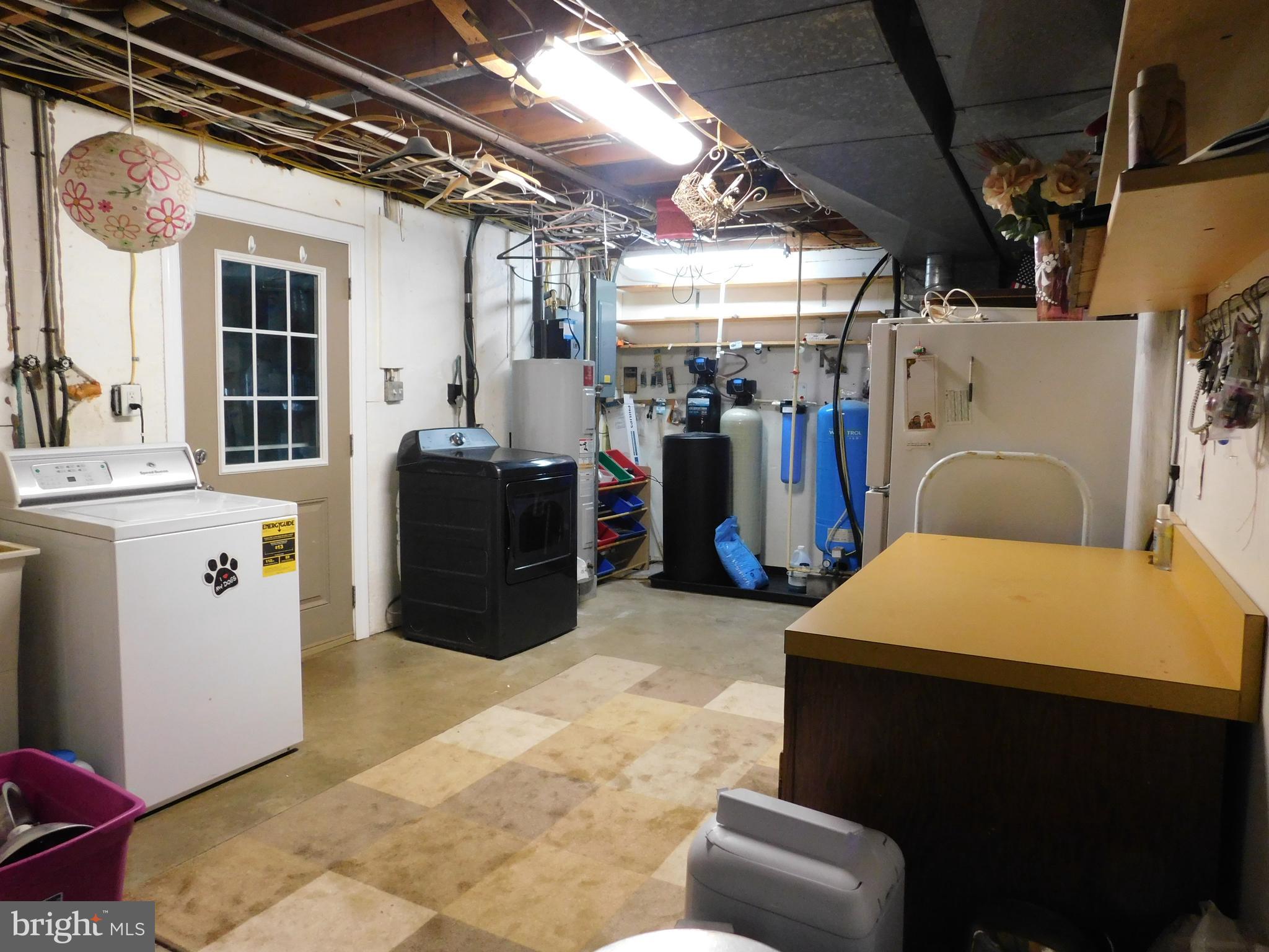 ADVOCATE HILL FARMS - Residential