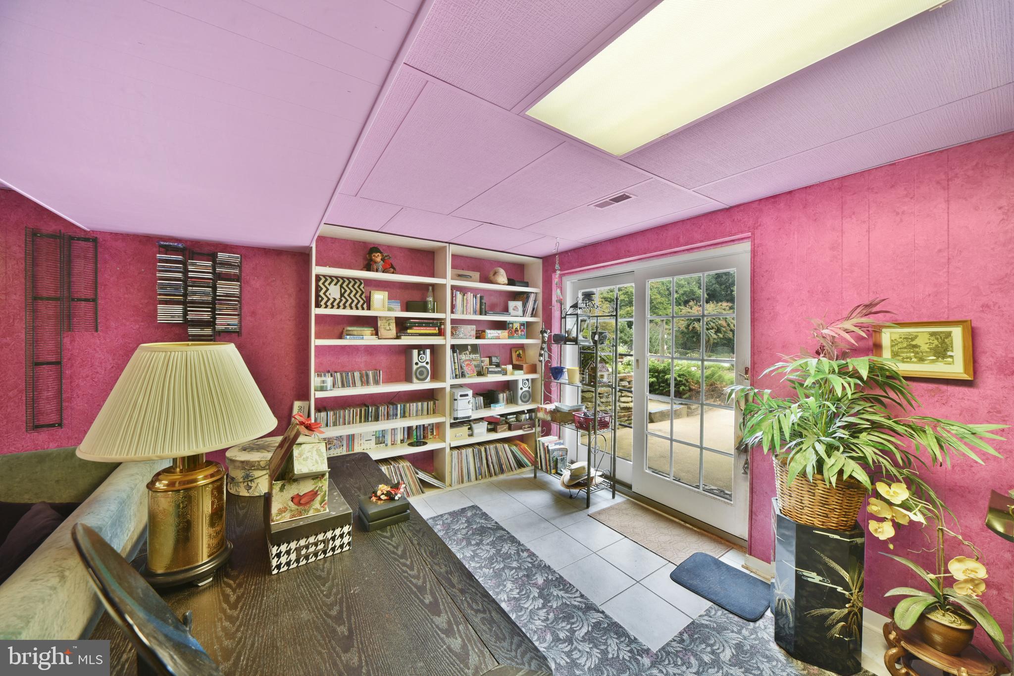 ADVOCATE HILL FARMS - Residential